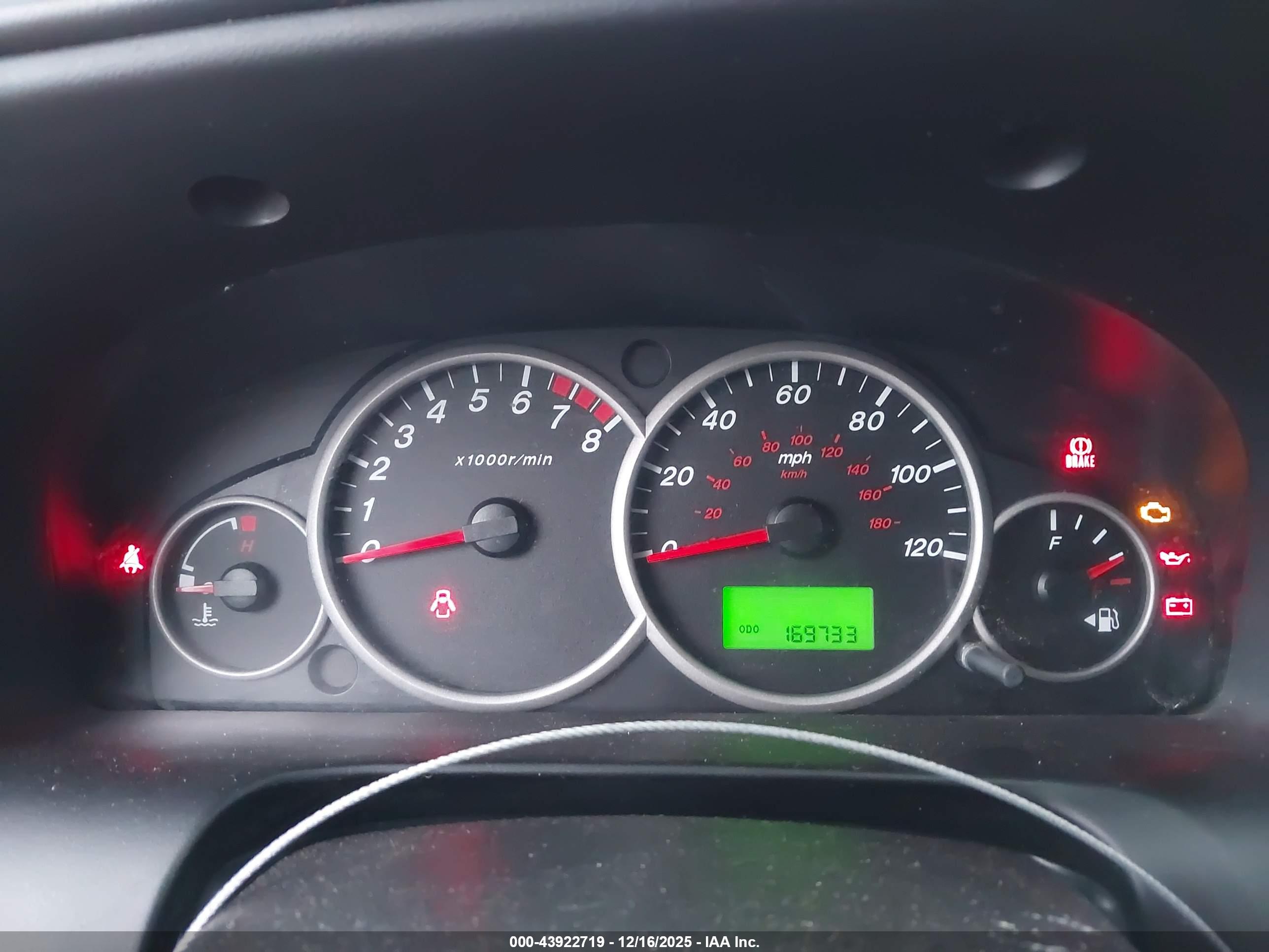MAZDA TRIBUTE image 7