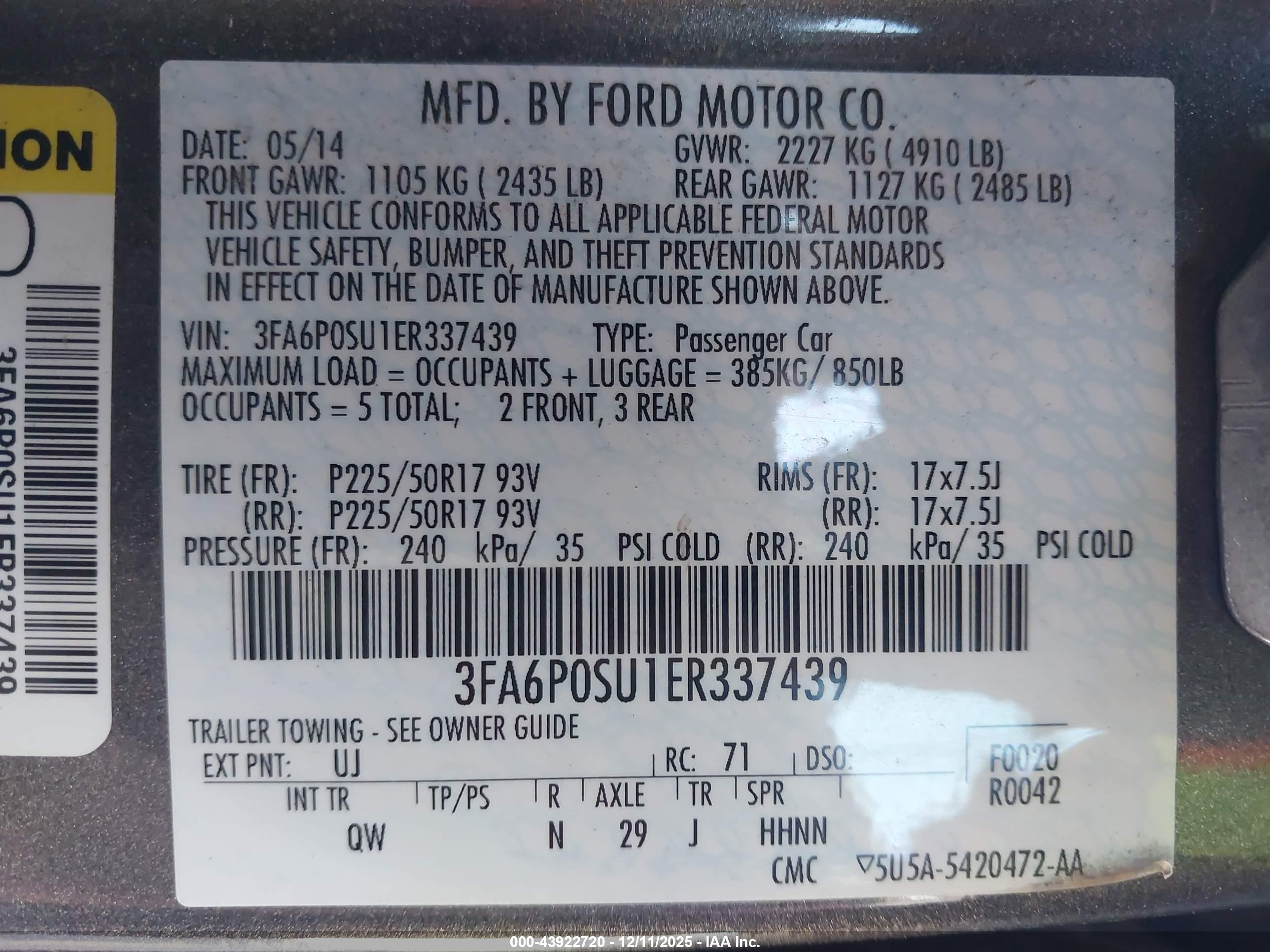 FORD FUSION image 9