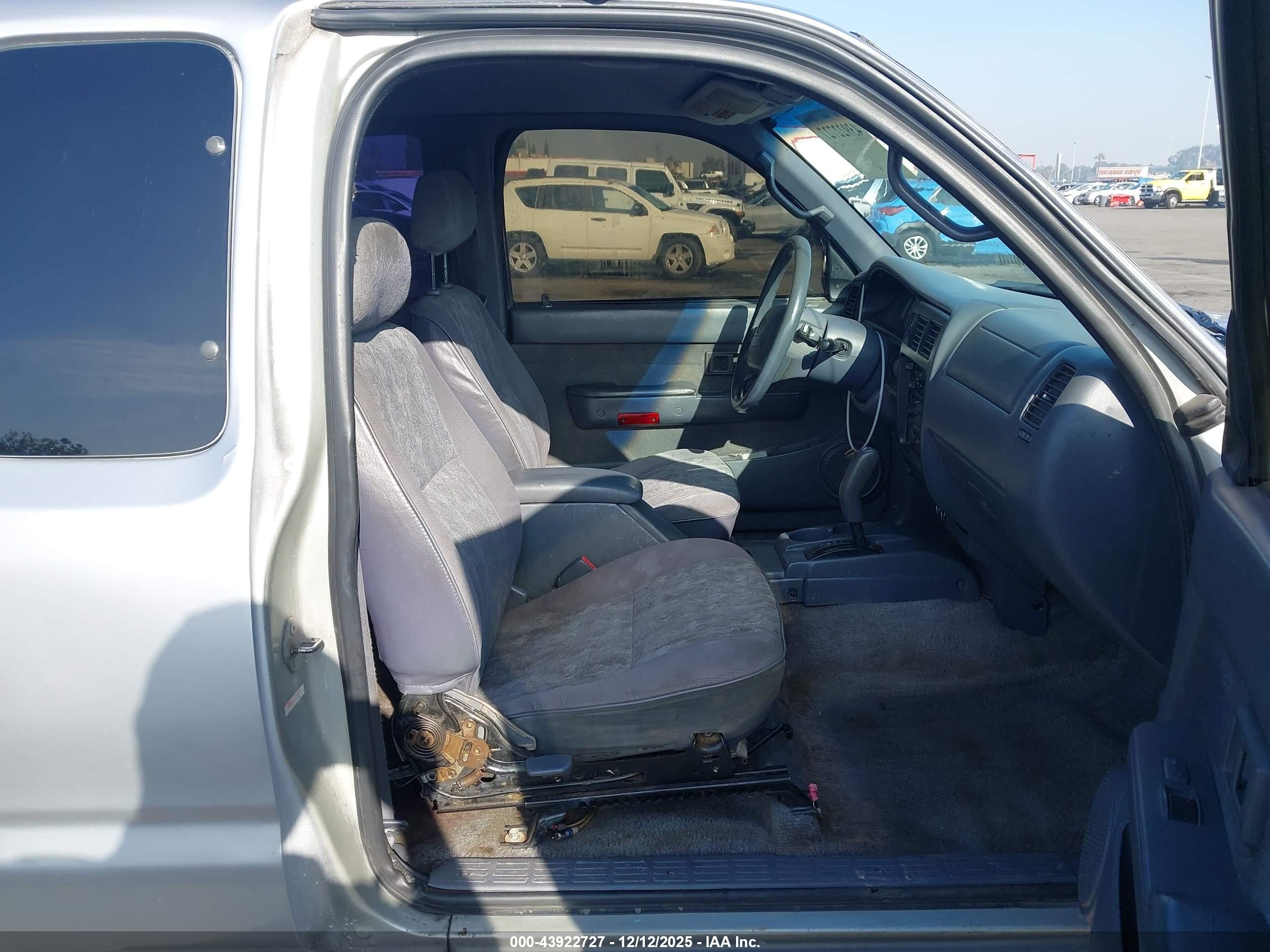 TOYOTA TACOMA image 5