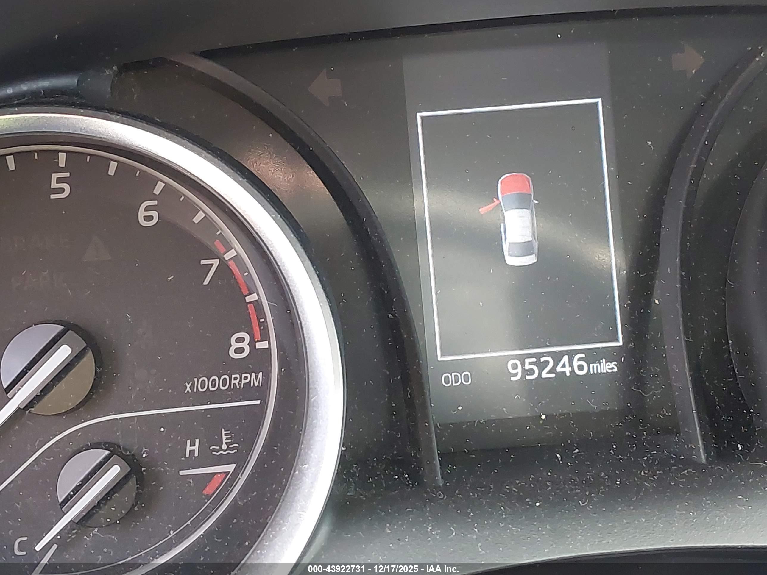 TOYOTA CAMRY image 7