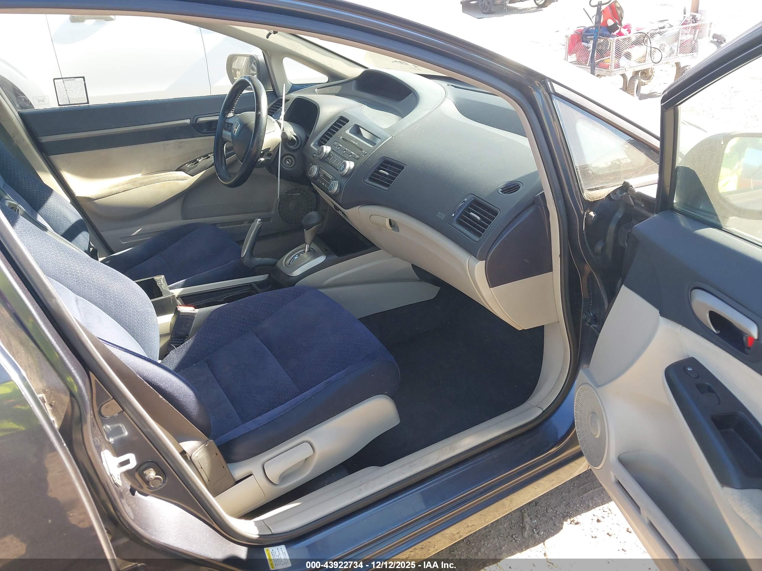 HONDA CIVIC image 5