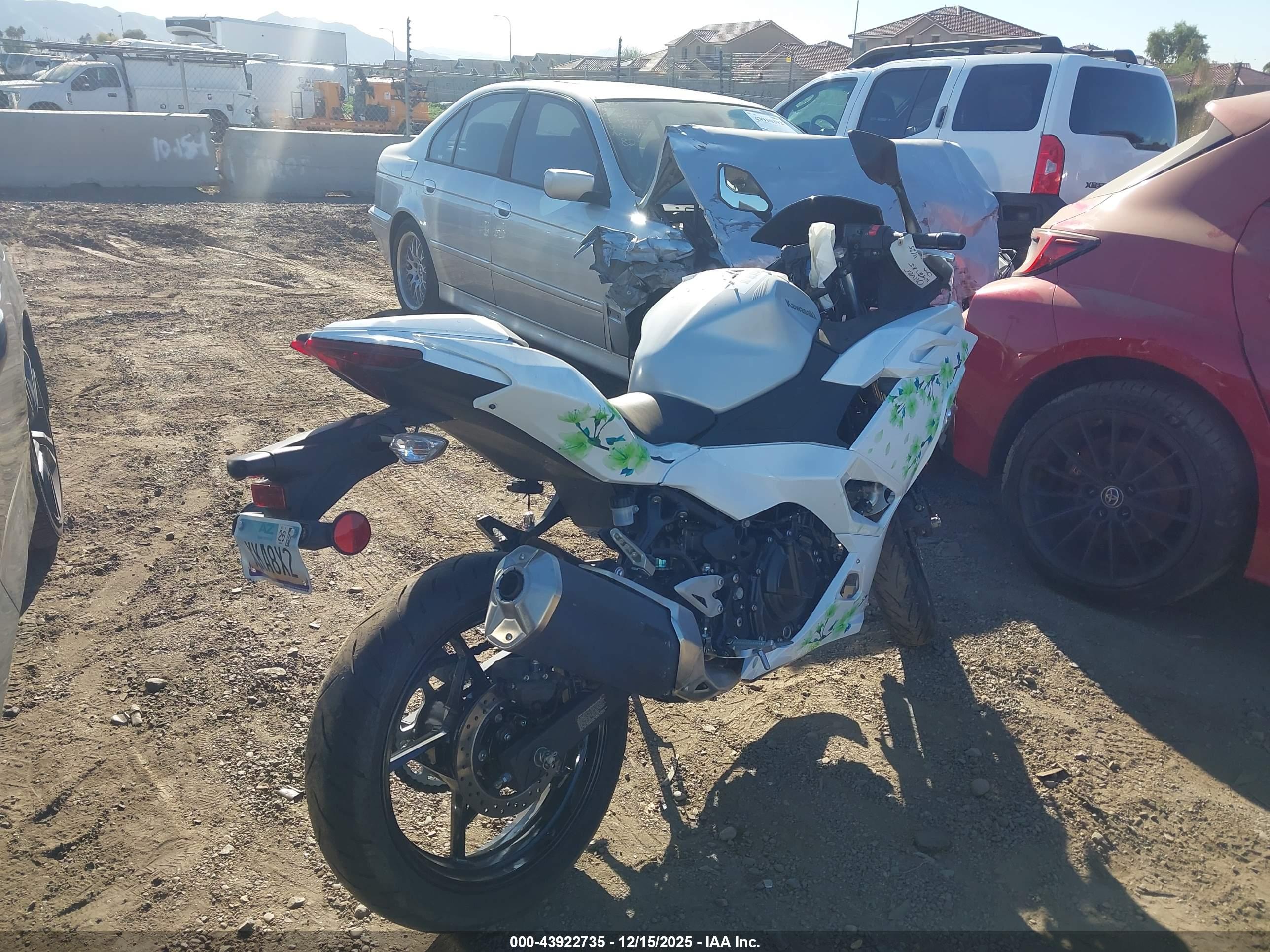 KAWASAKI EX500 image 4
