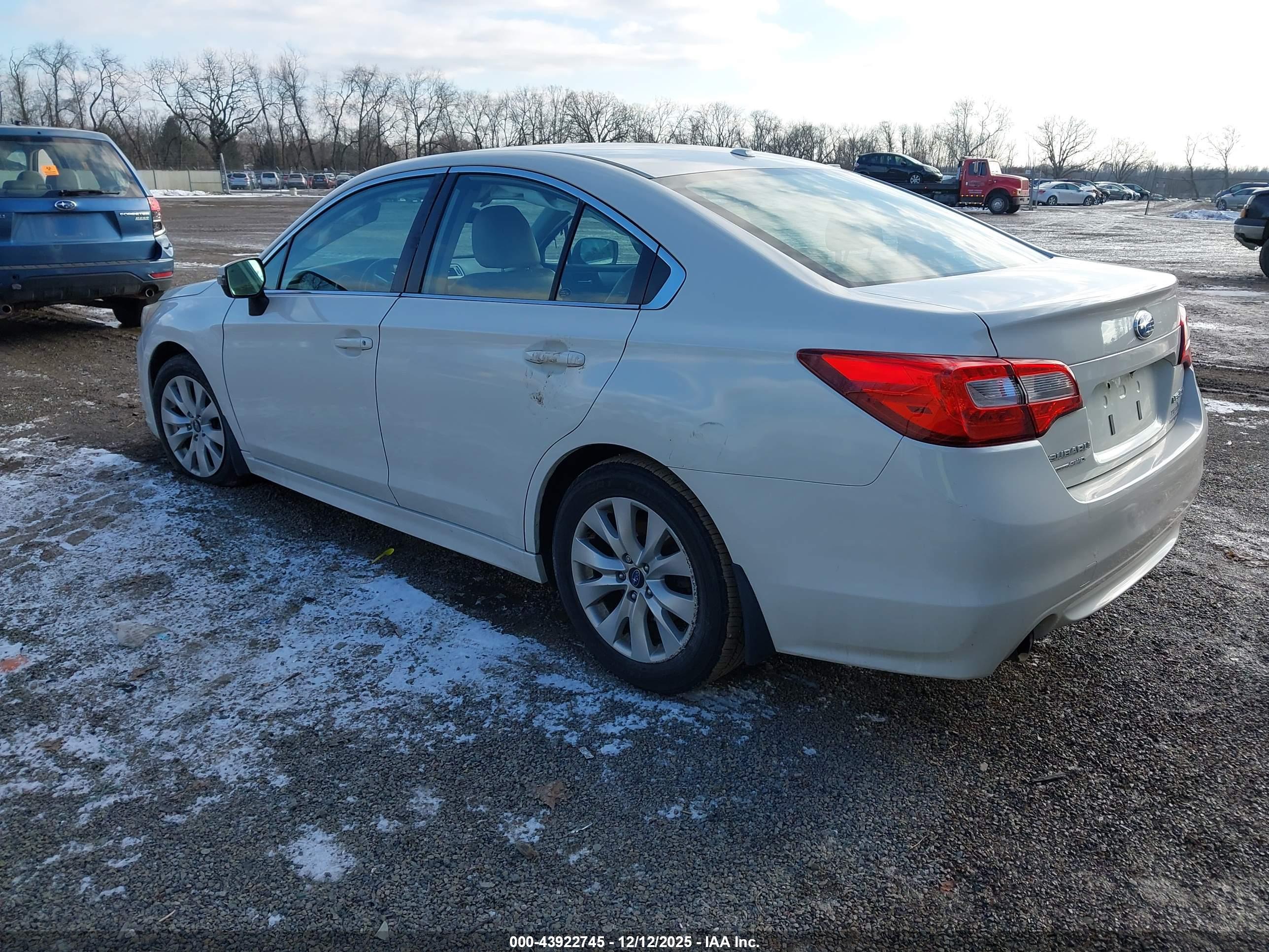 SUBARU LEGACY image 3