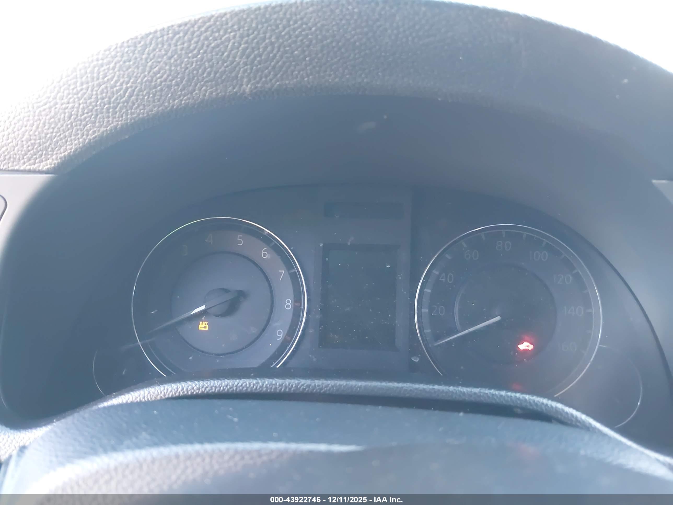 INFINITI Q40 image 7