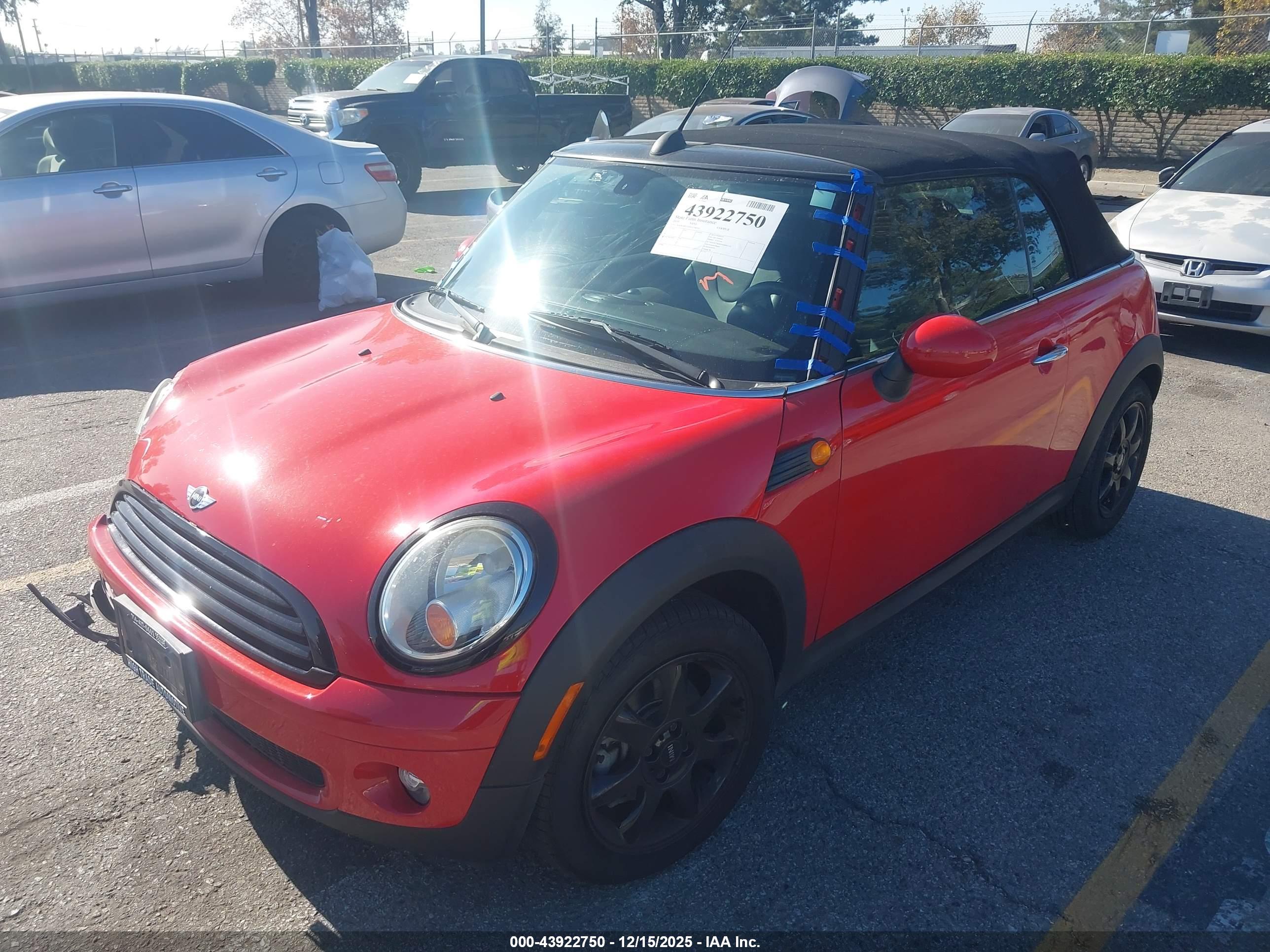 MINI COOPER image 2