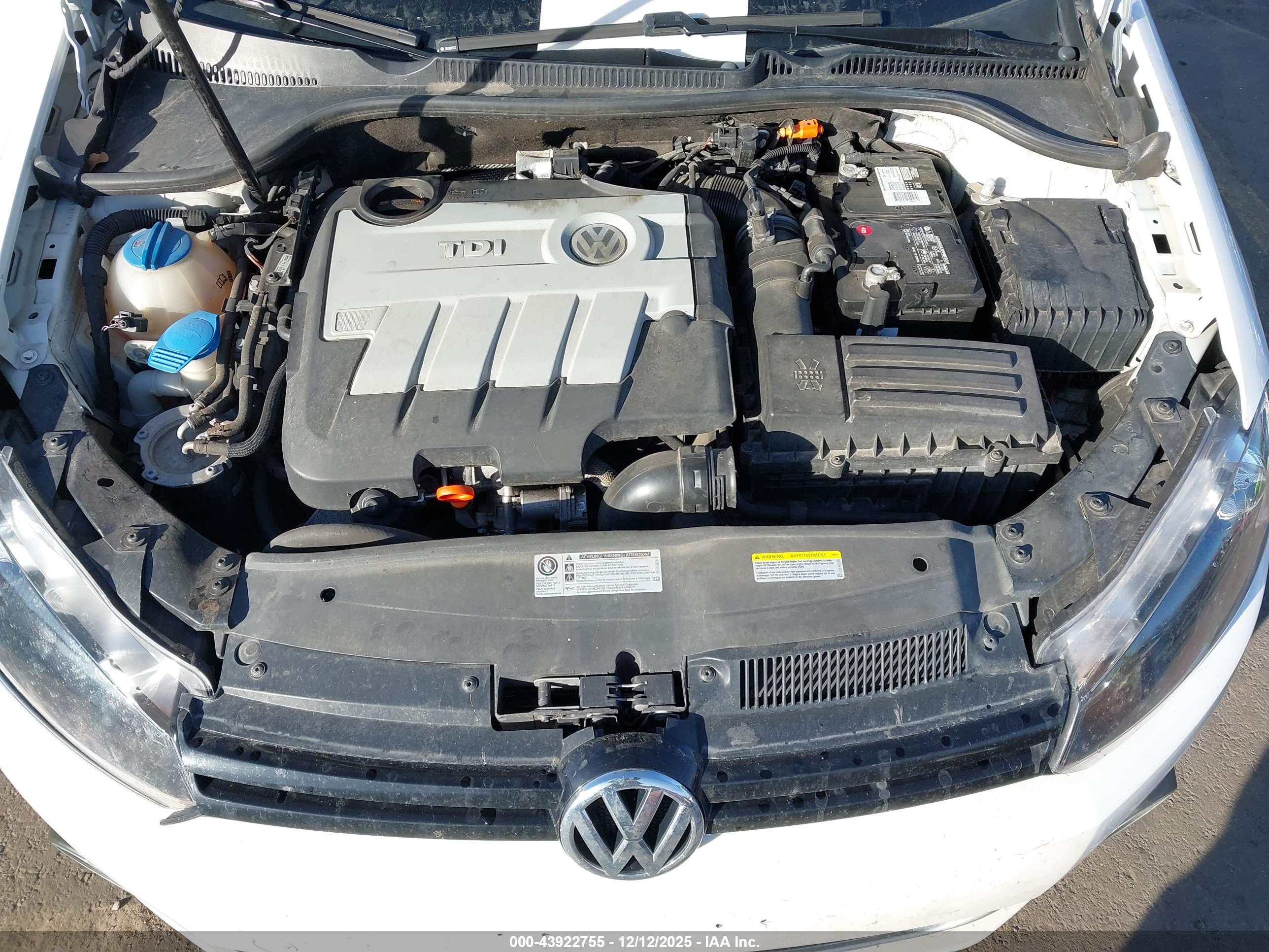 VOLKSWAGEN GOLF image 10