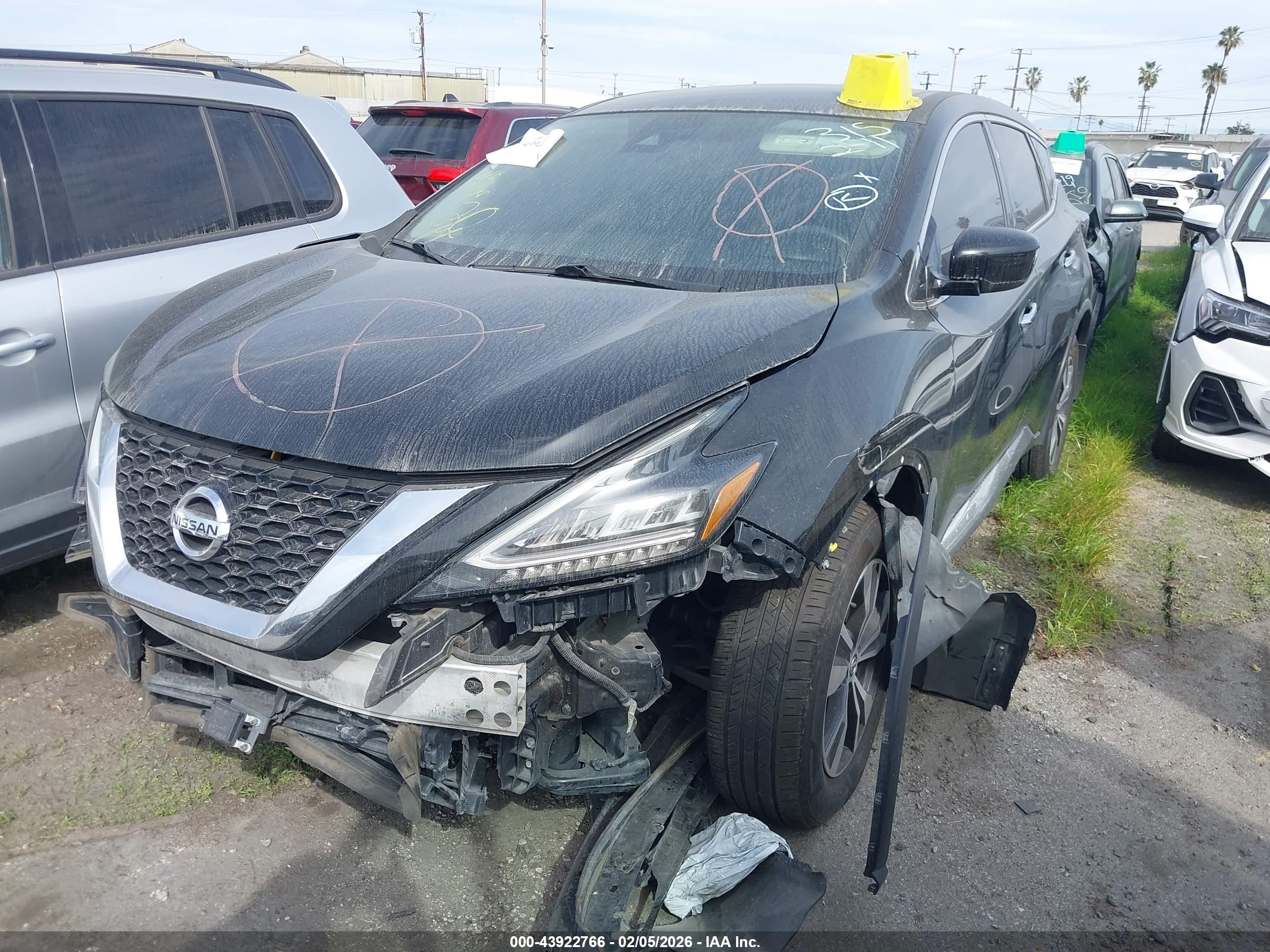 NISSAN MURANO image 2