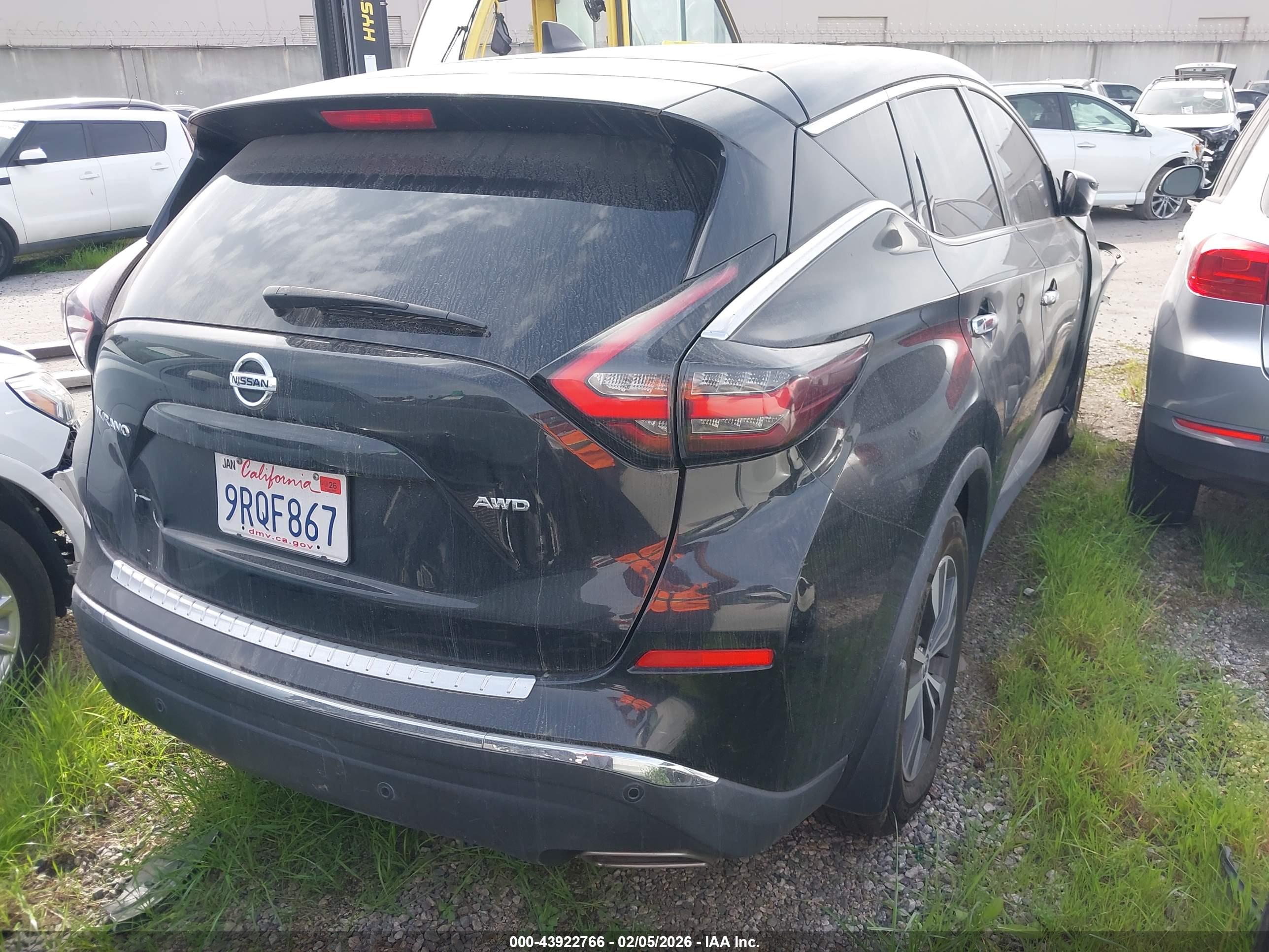 NISSAN MURANO image 4