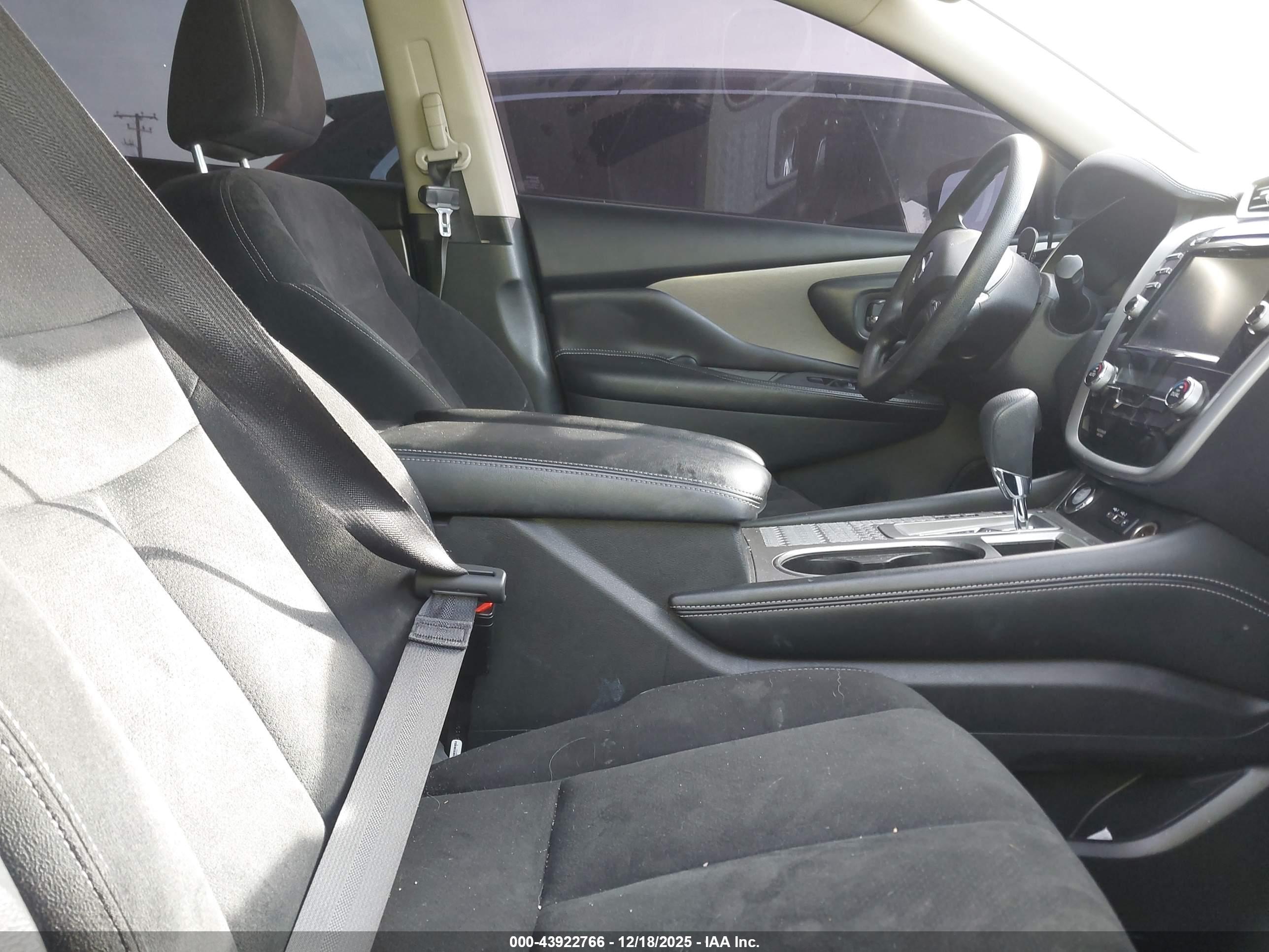 NISSAN MURANO image 5