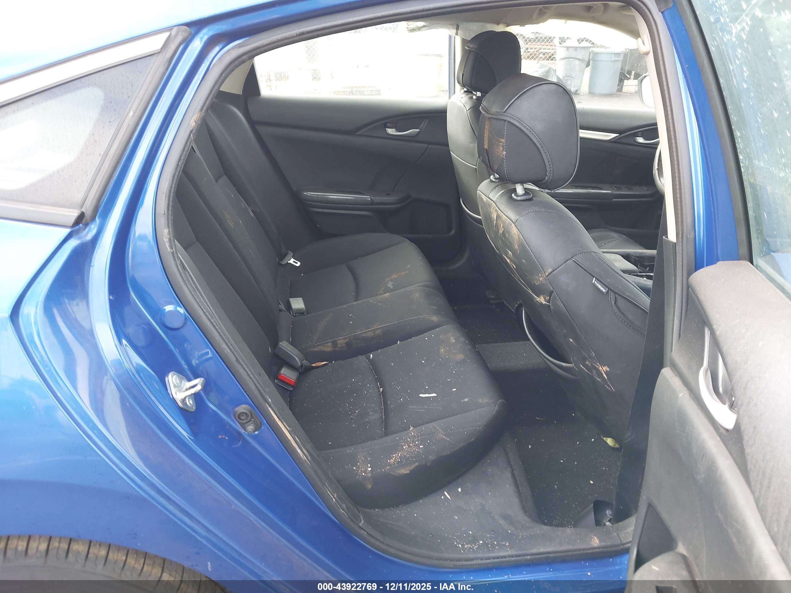HONDA CIVIC image 8