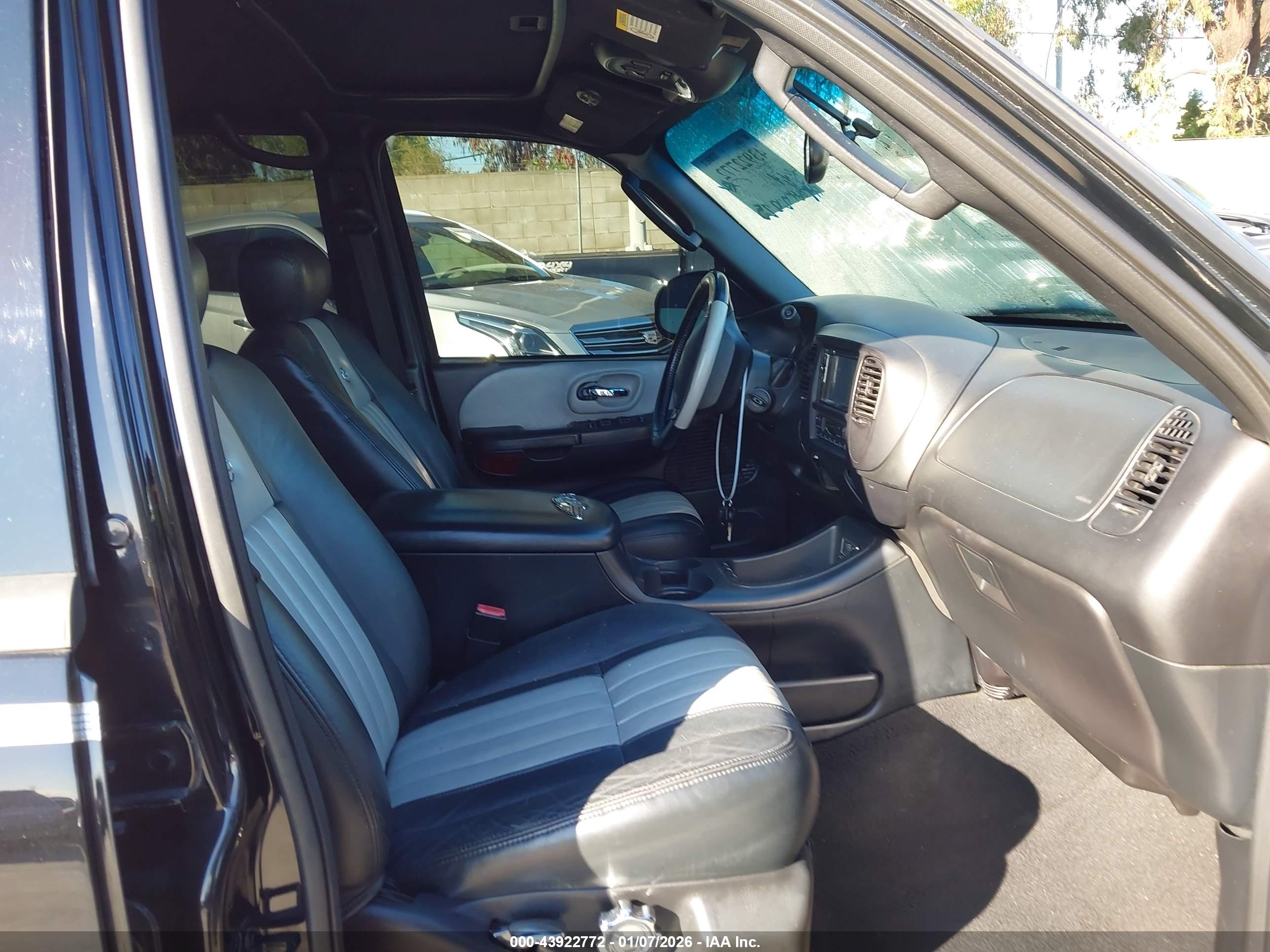 FORD F-150 image 5