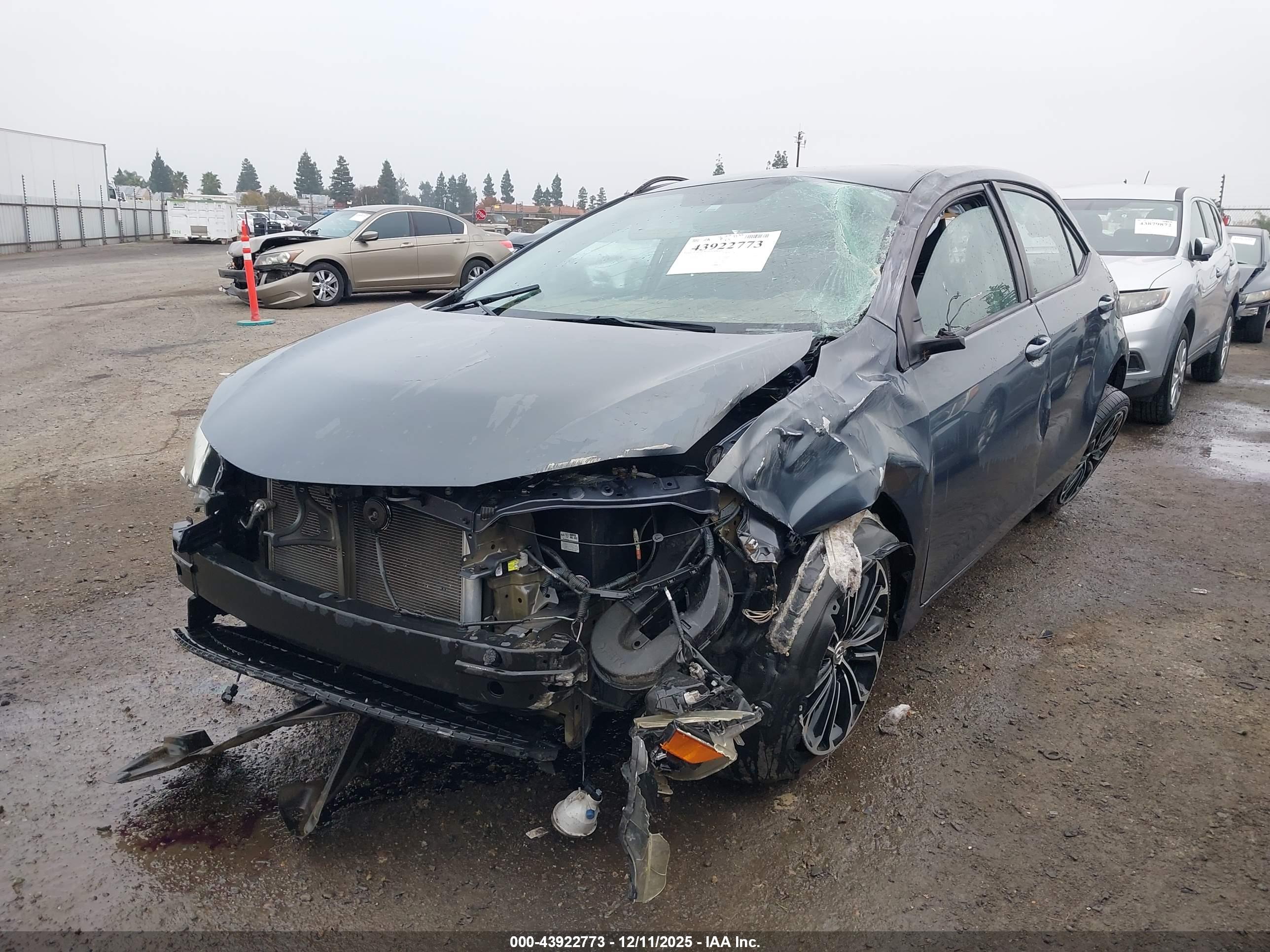 TOYOTA COROLLA image 2