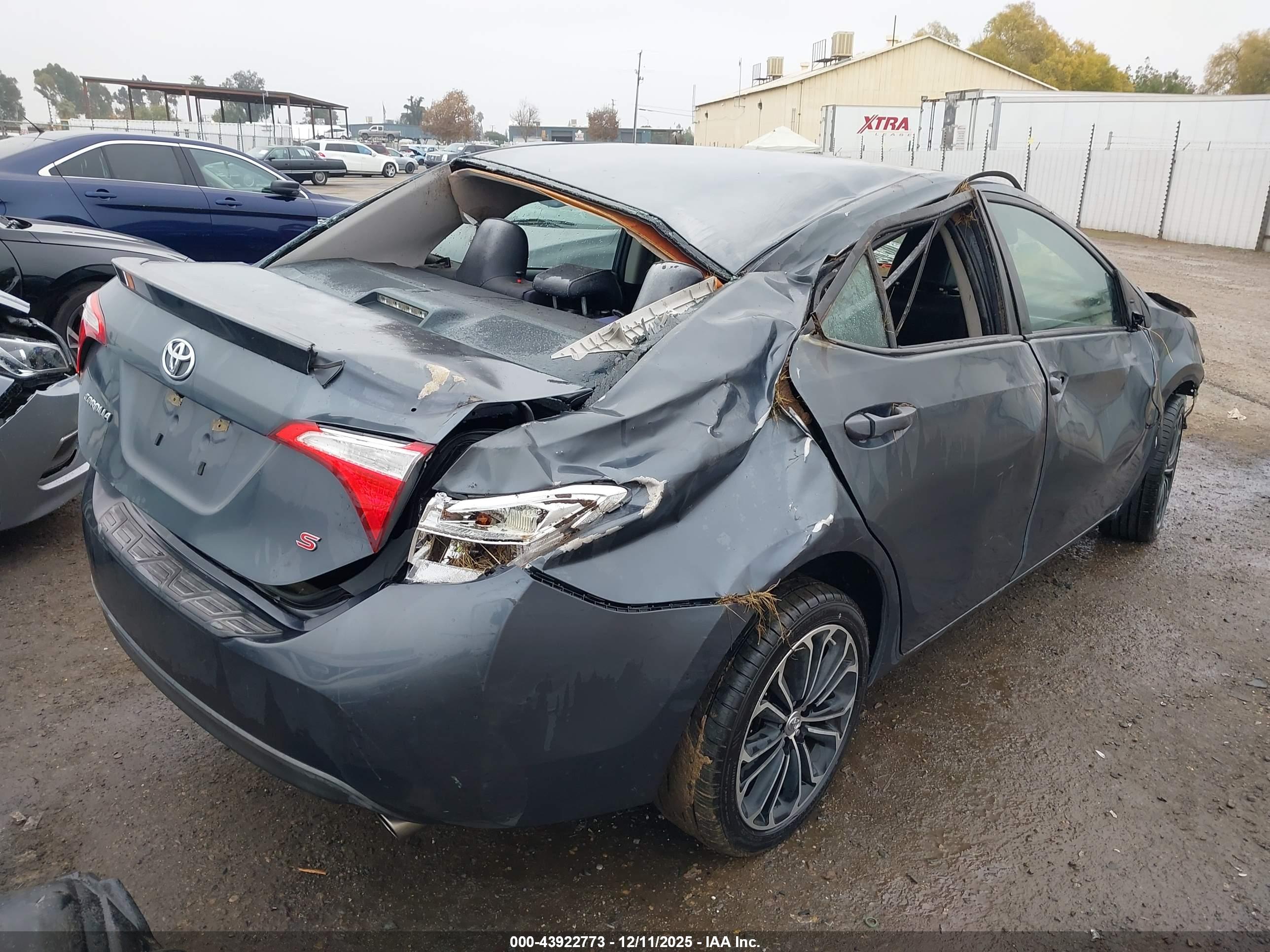 TOYOTA COROLLA image 4