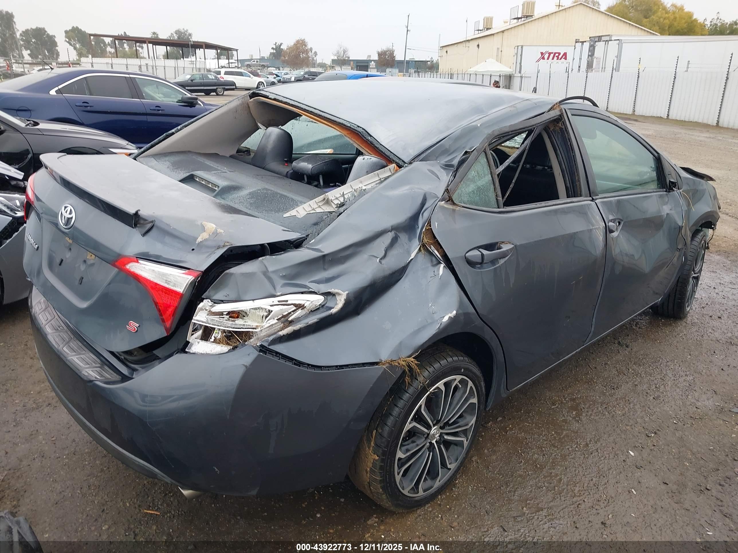 TOYOTA COROLLA image 6