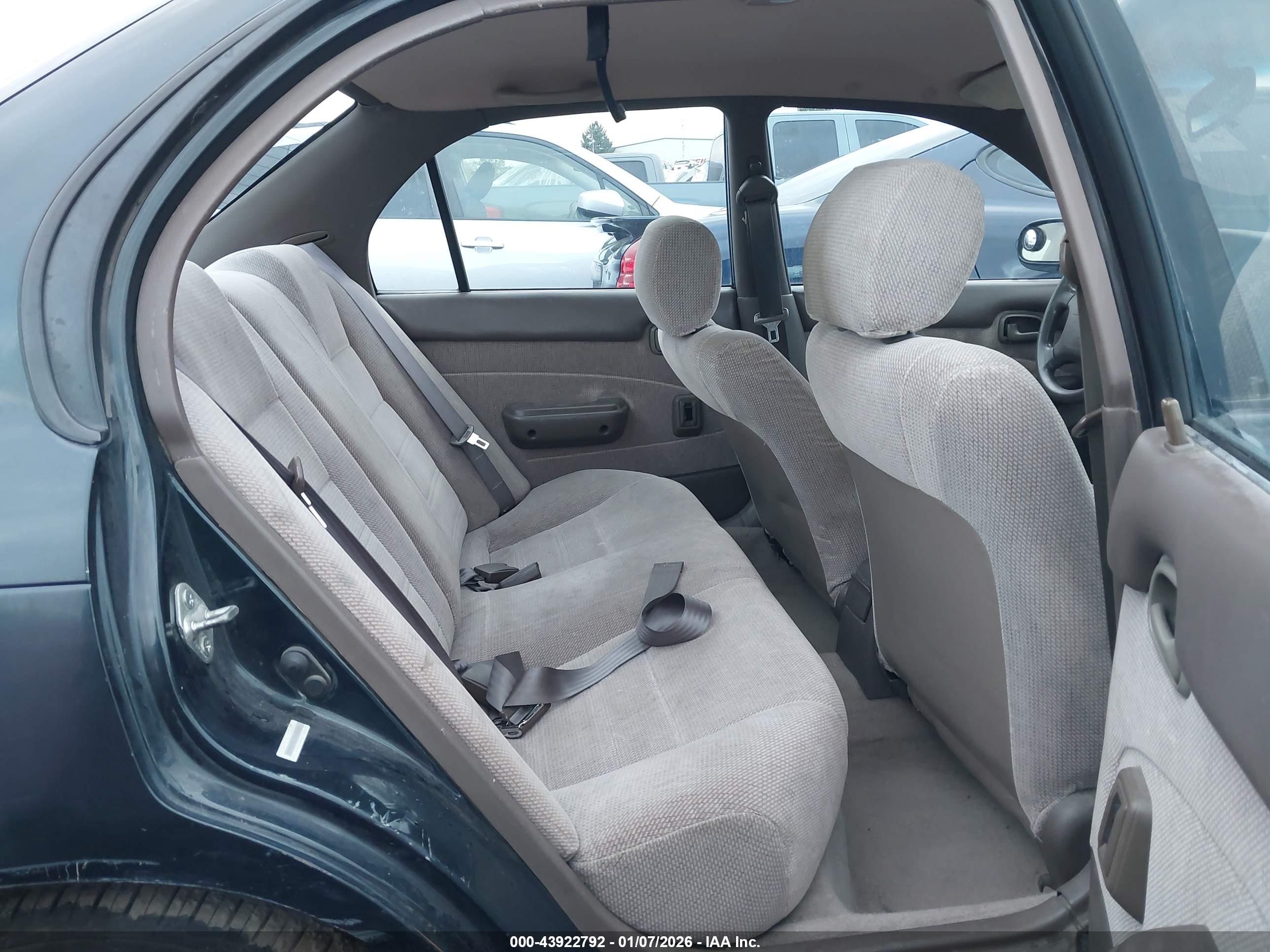 TOYOTA COROLLA image 8