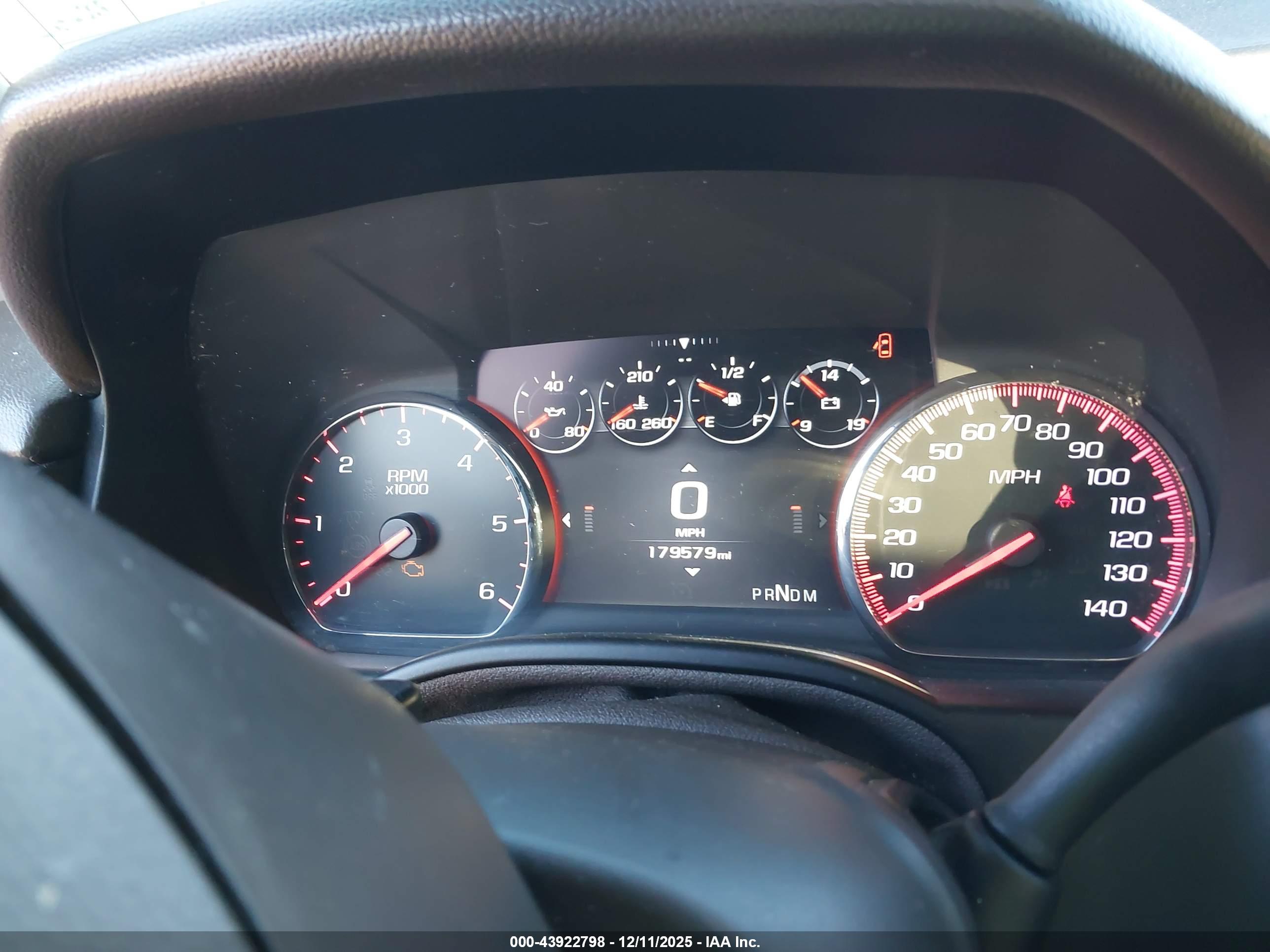 GMC YUKON image 7