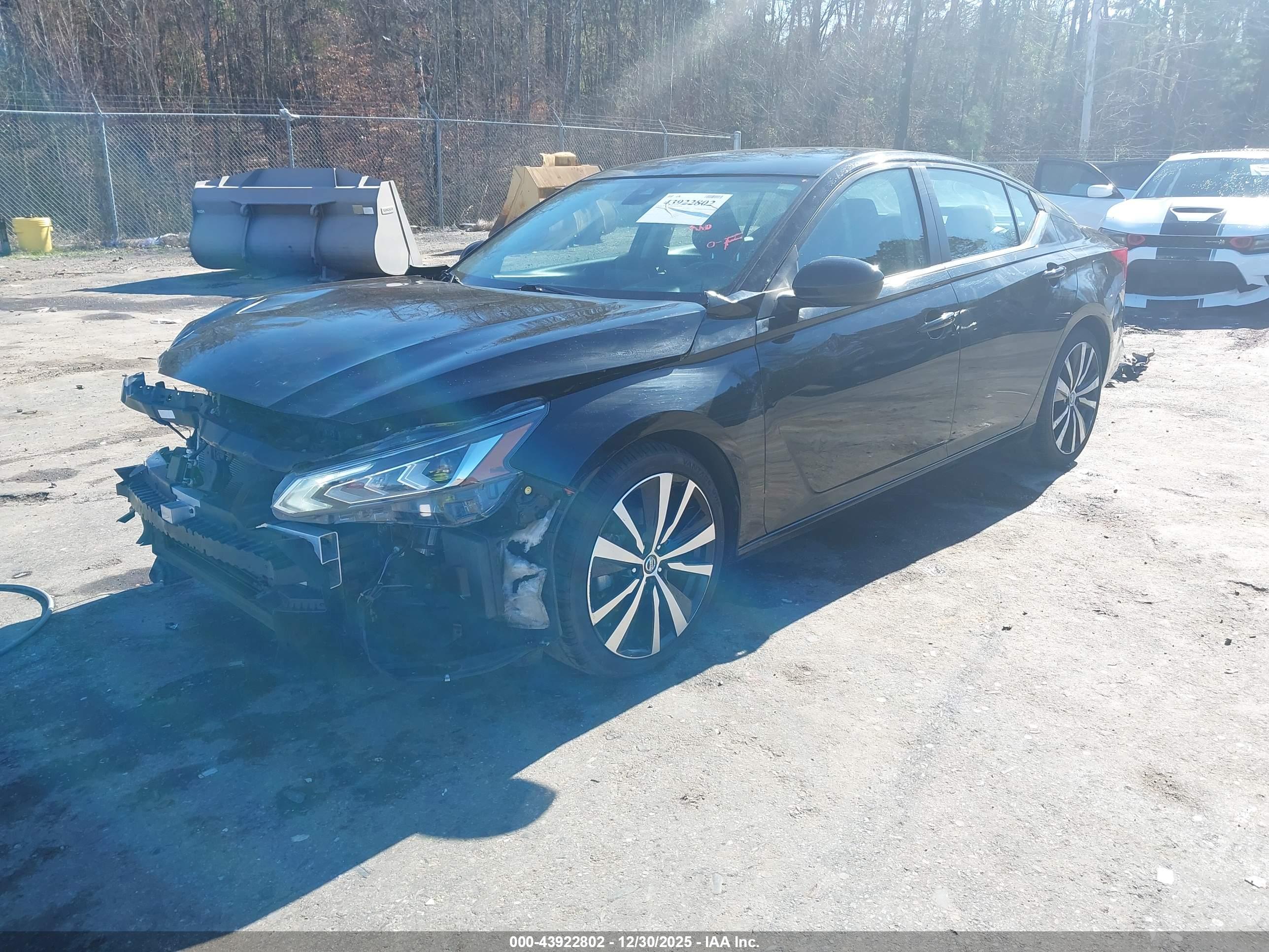 NISSAN ALTIMA image 2