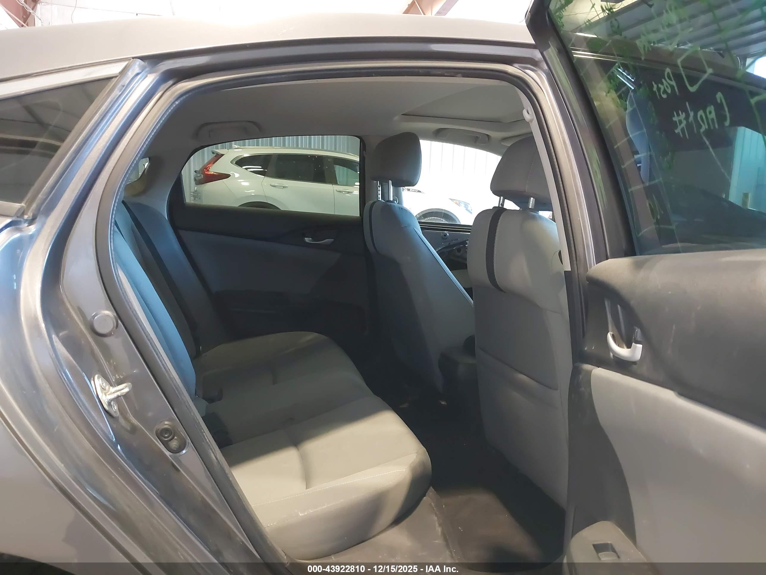 HONDA CIVIC image 8