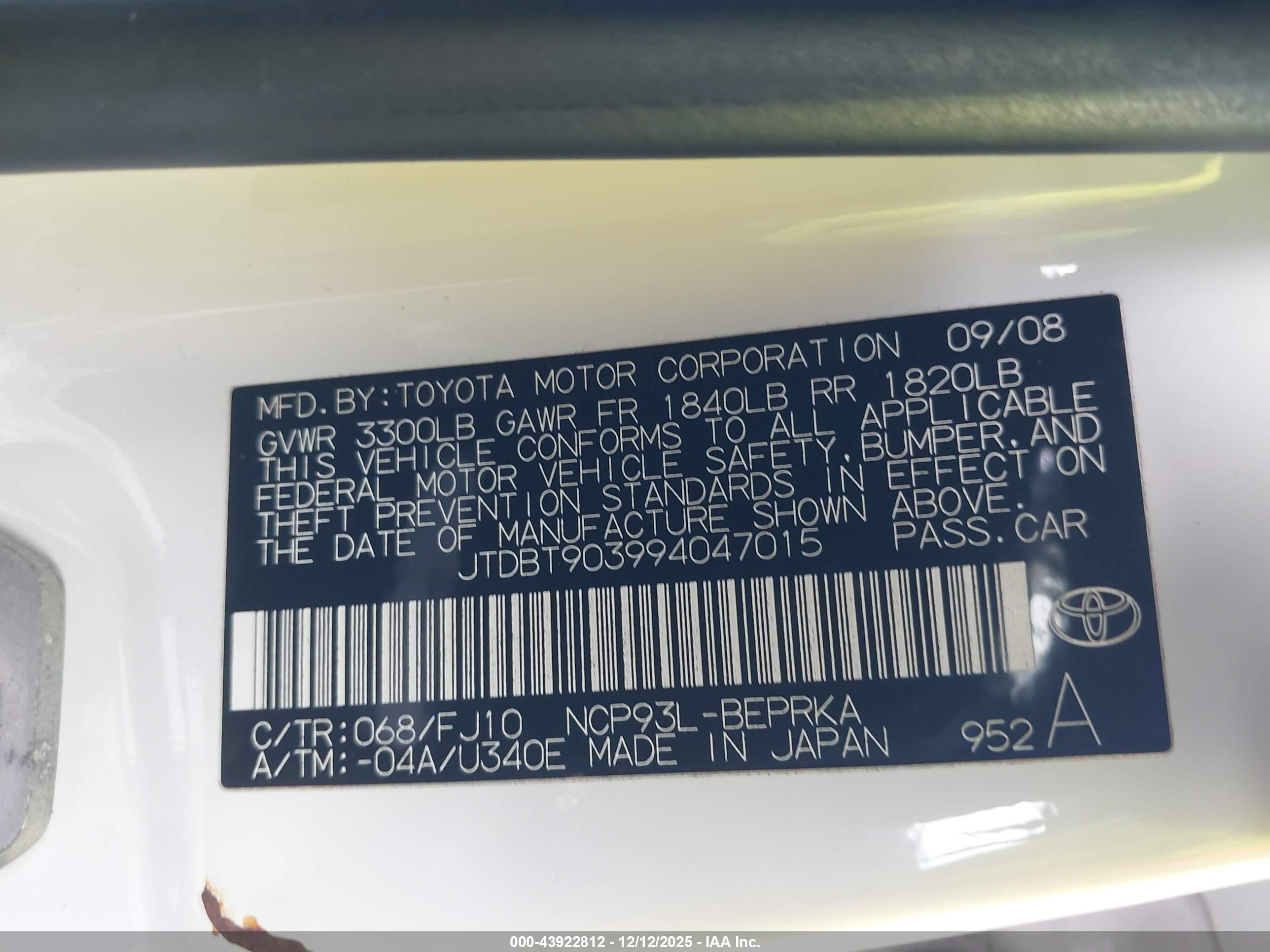 TOYOTA YARIS image 9
