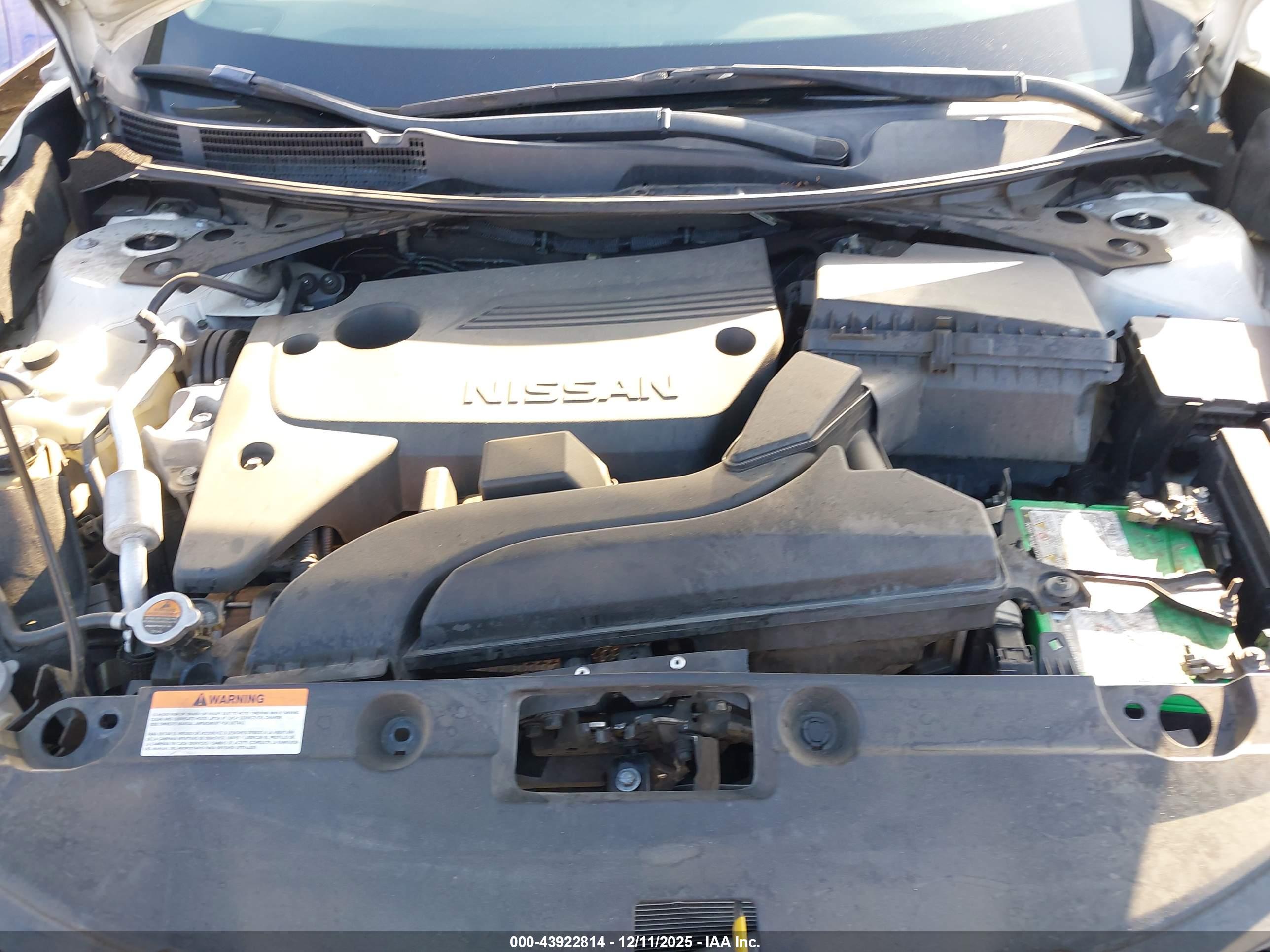 NISSAN ALTIMA image 10