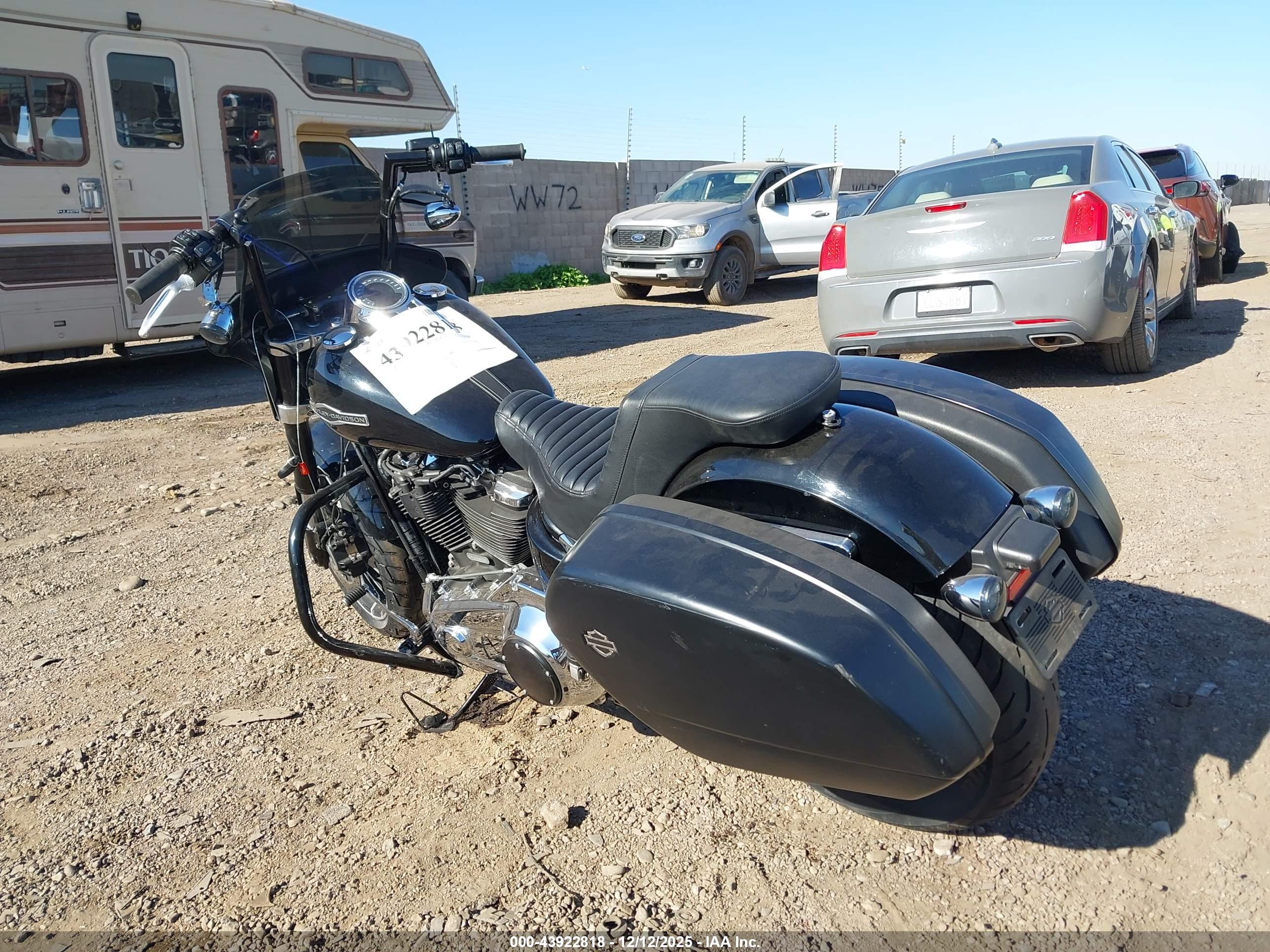 HARLEY-DAVIDSON FLSB image 3