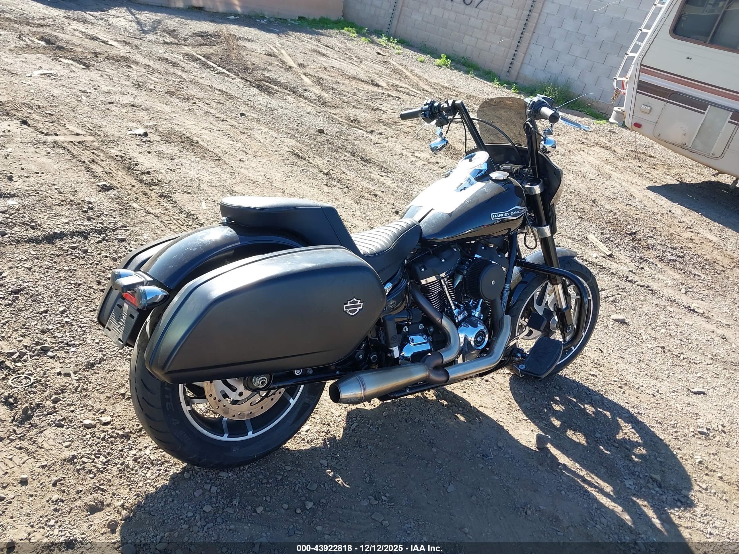 HARLEY-DAVIDSON FLSB image 4