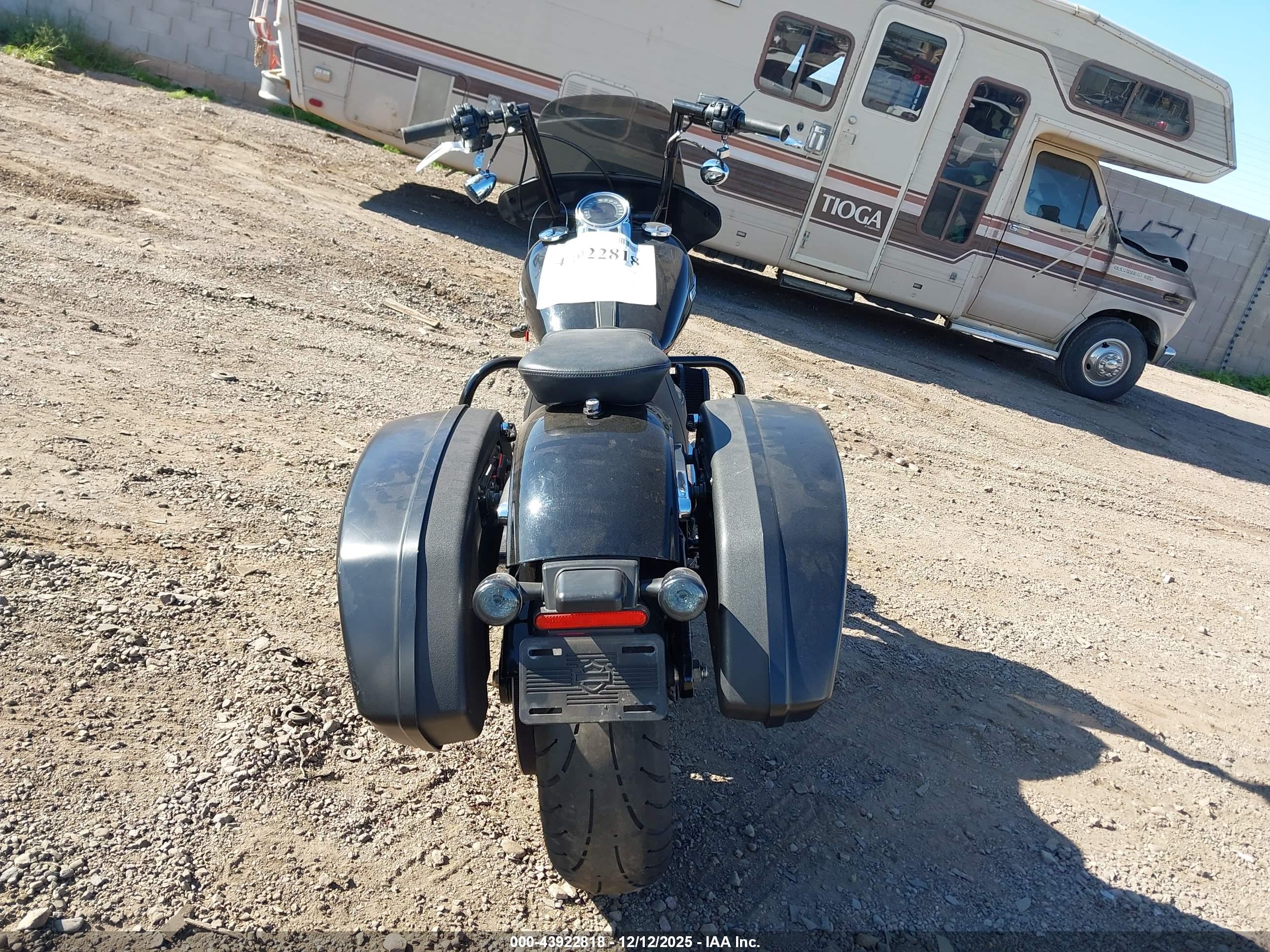 HARLEY-DAVIDSON FLSB image 6