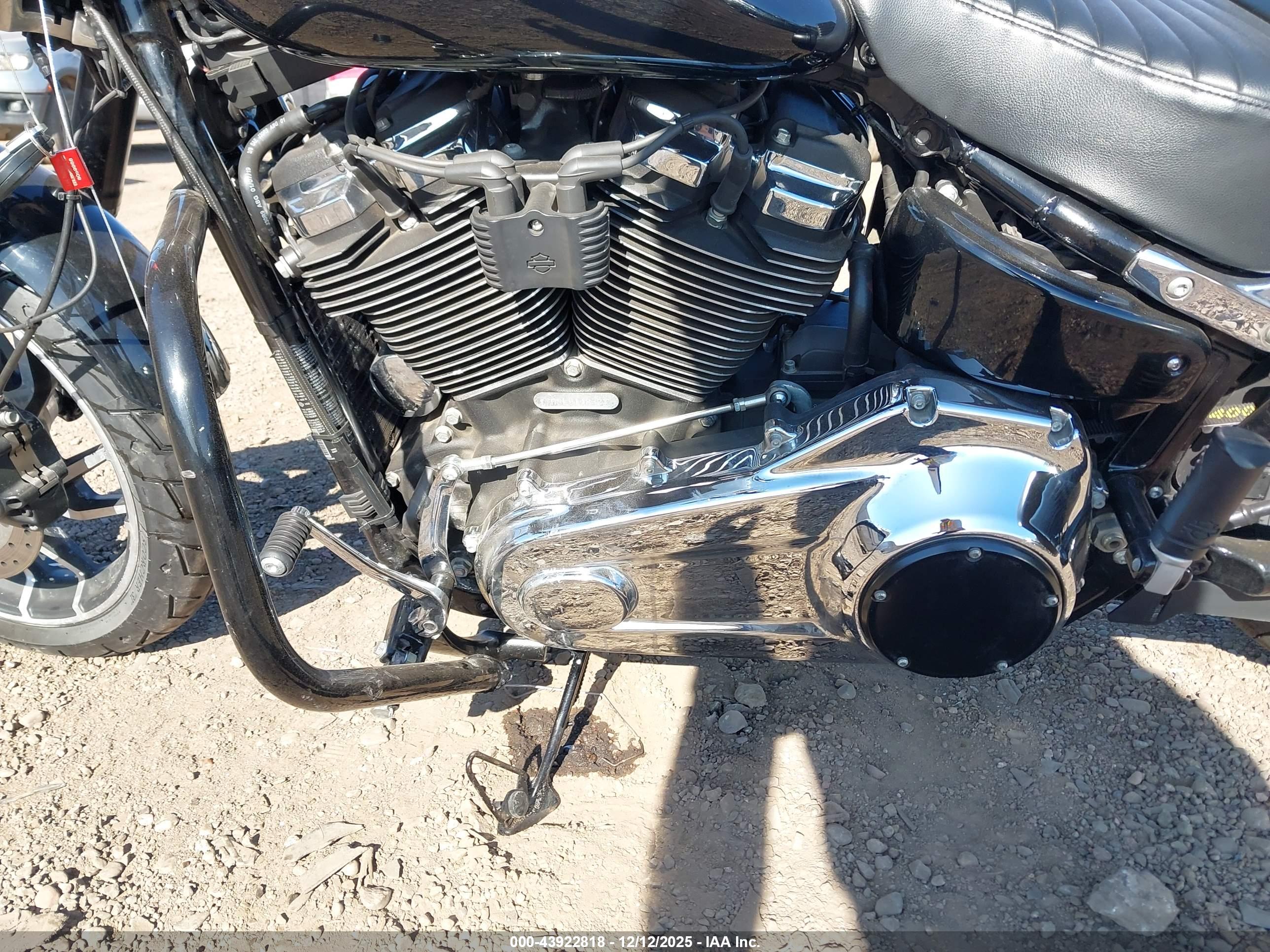 HARLEY-DAVIDSON FLSB image 9