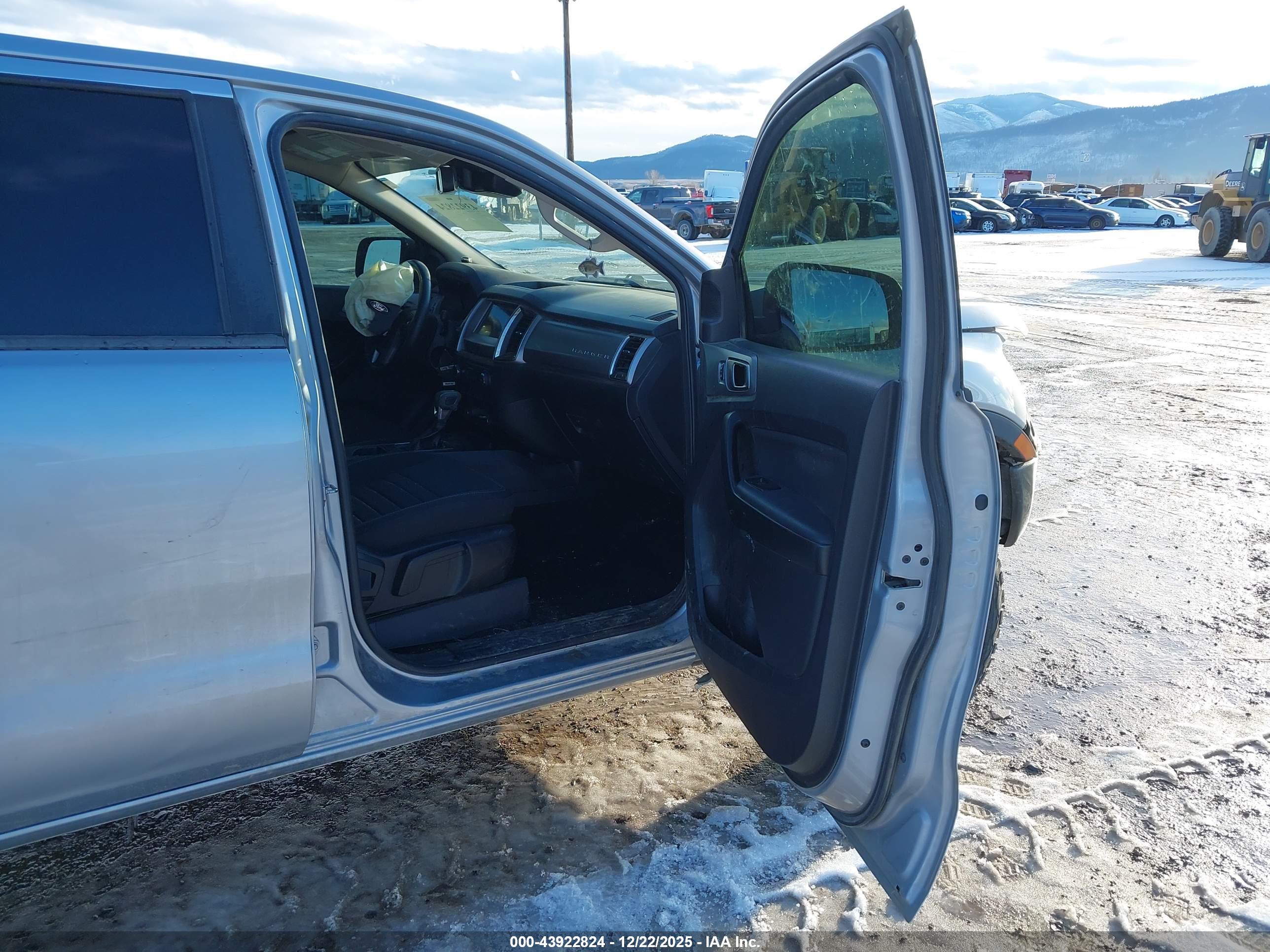 FORD RANGER image 5