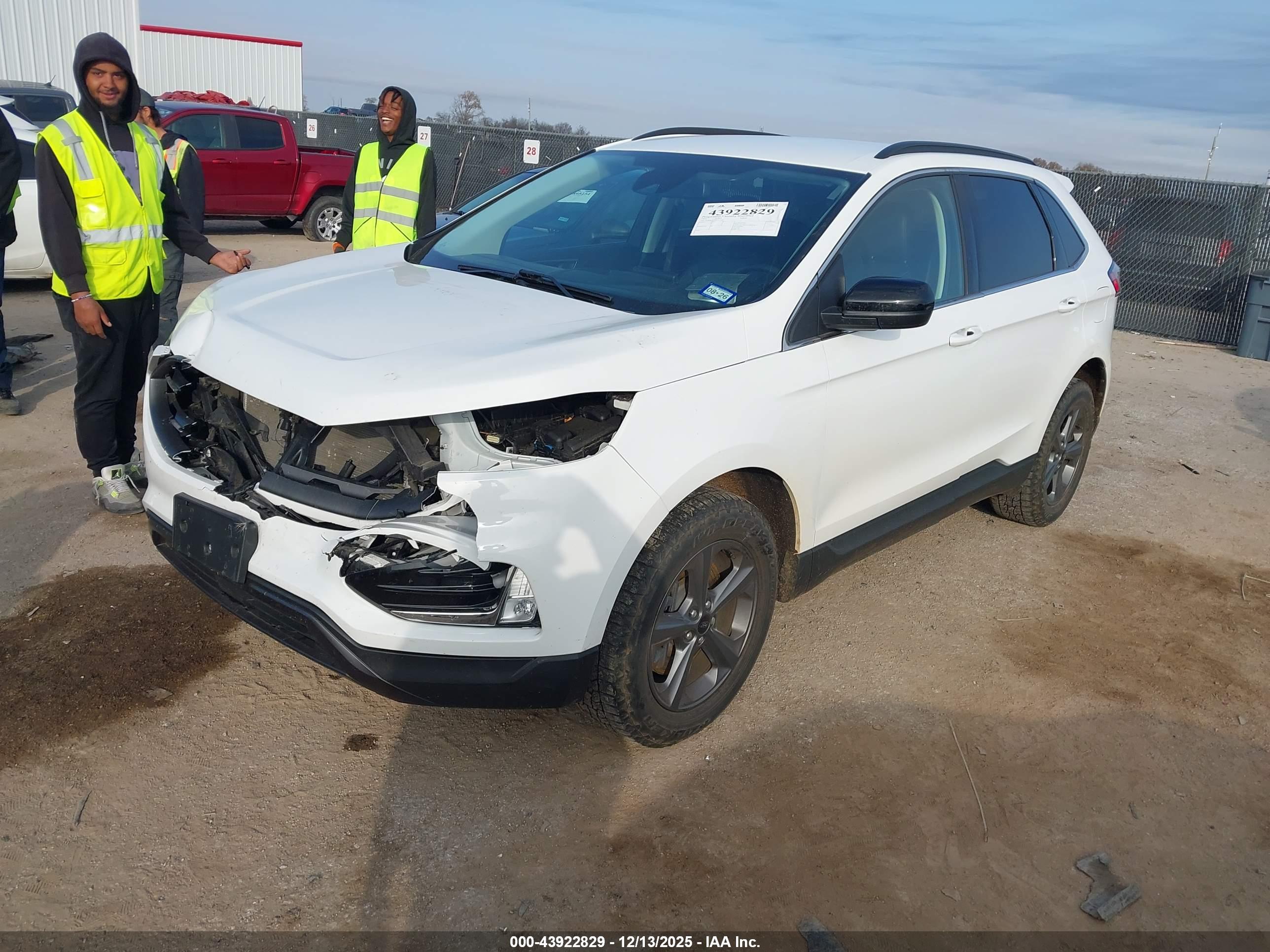 FORD EDGE image 2