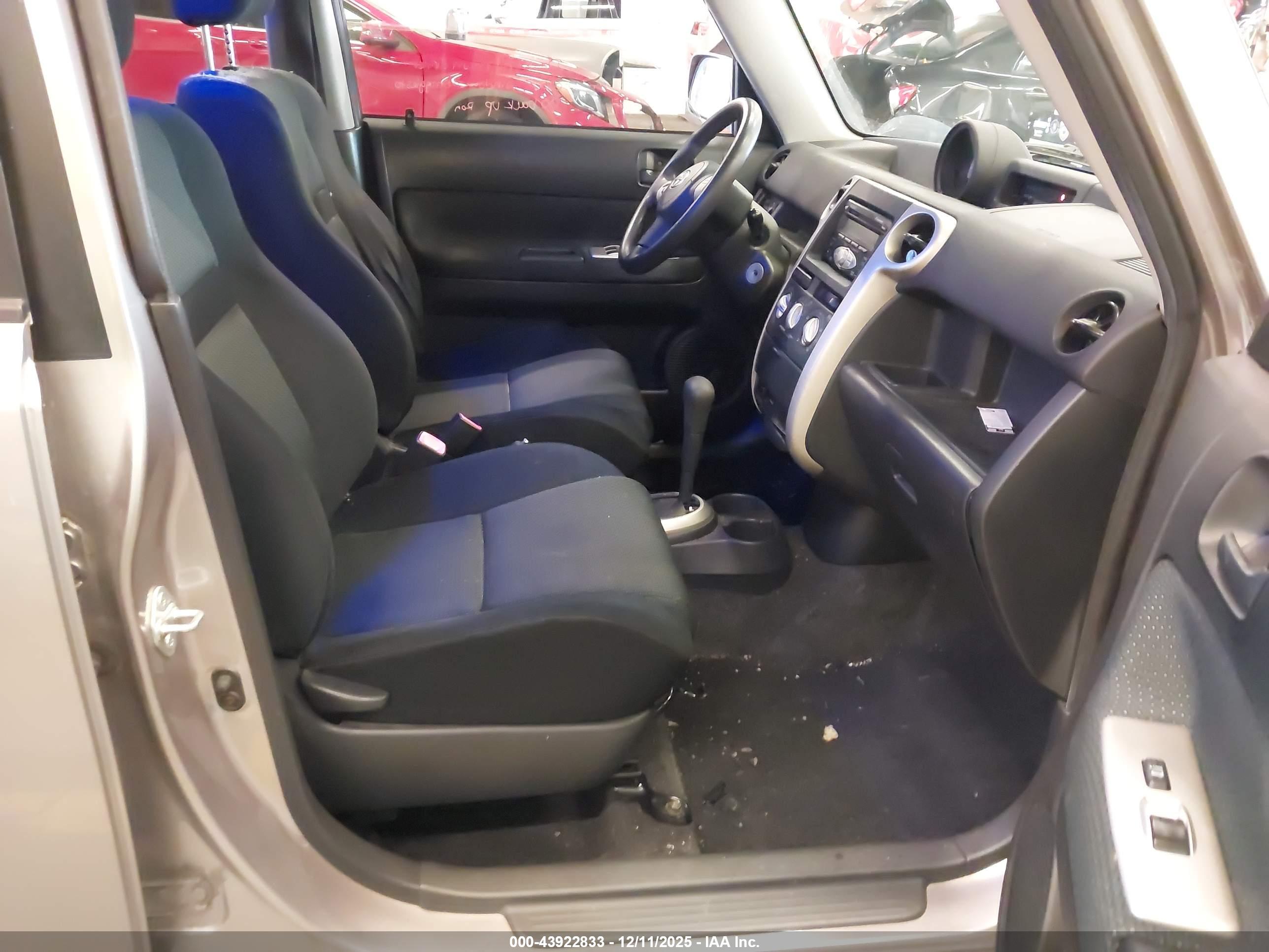 SCION XB image 5