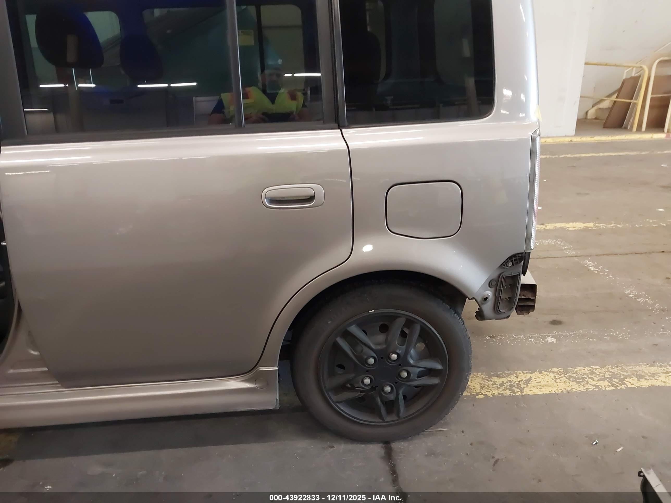 SCION XB image 6
