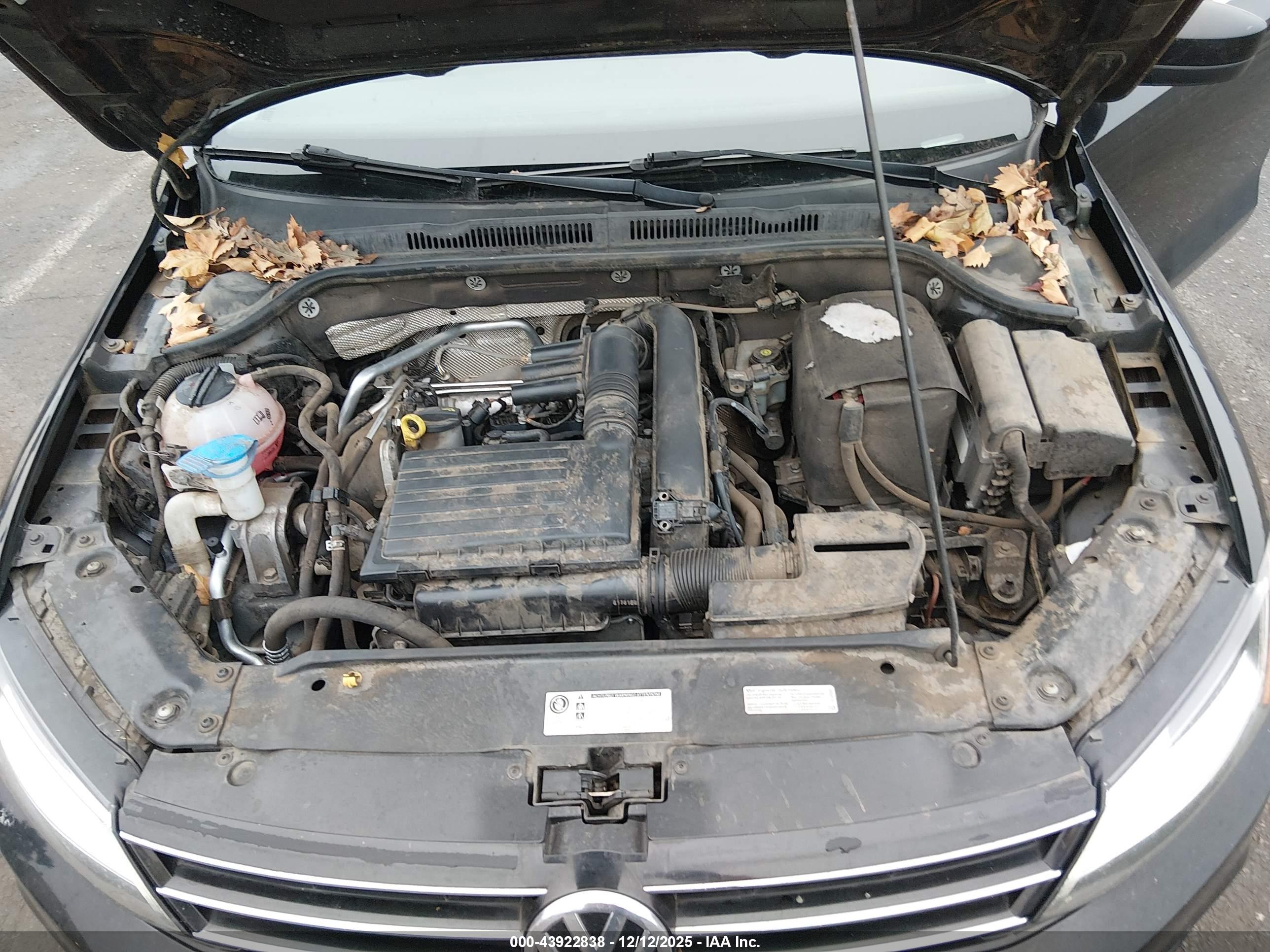 VOLKSWAGEN JETTA image 10