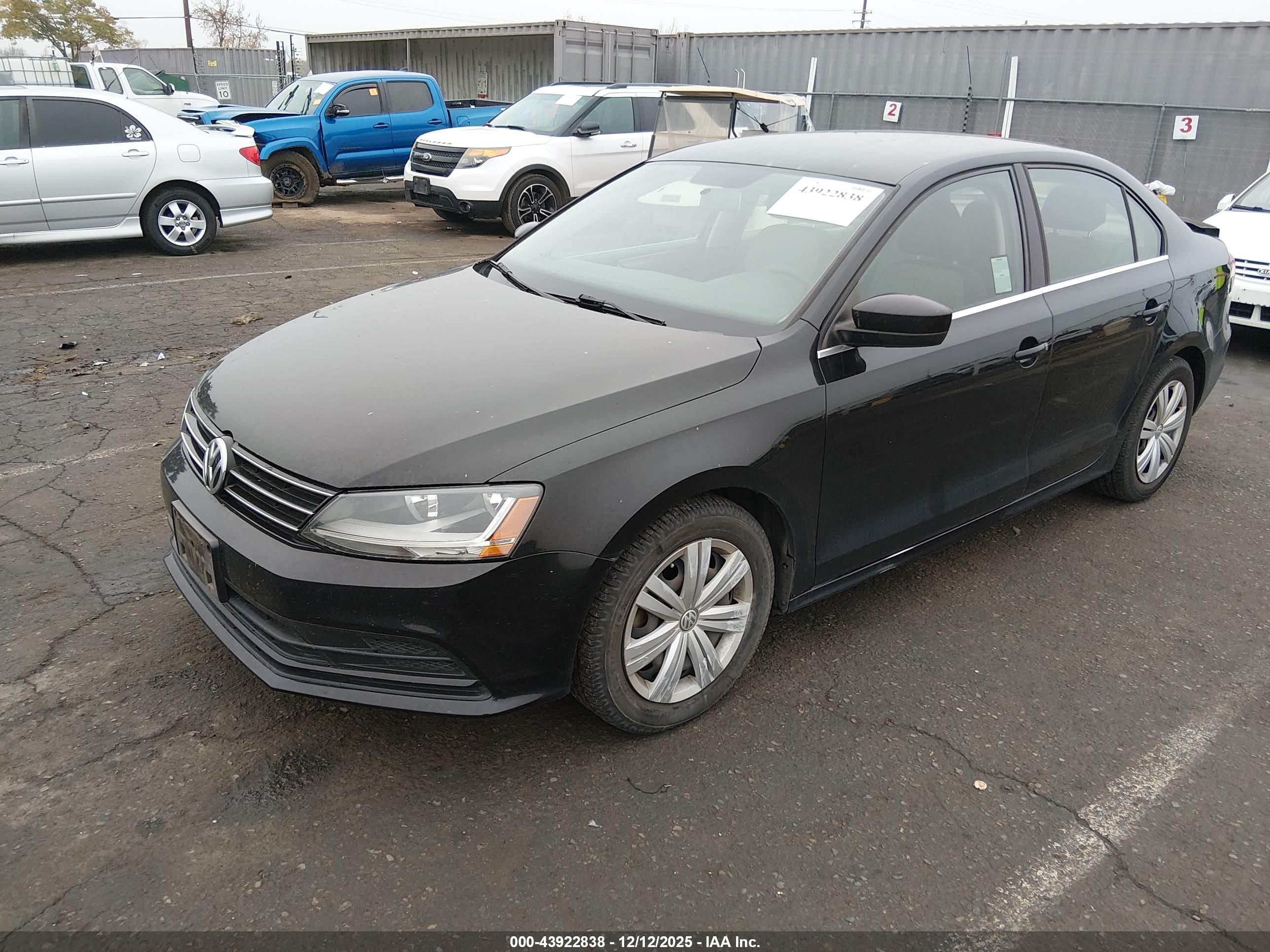VOLKSWAGEN JETTA image 2