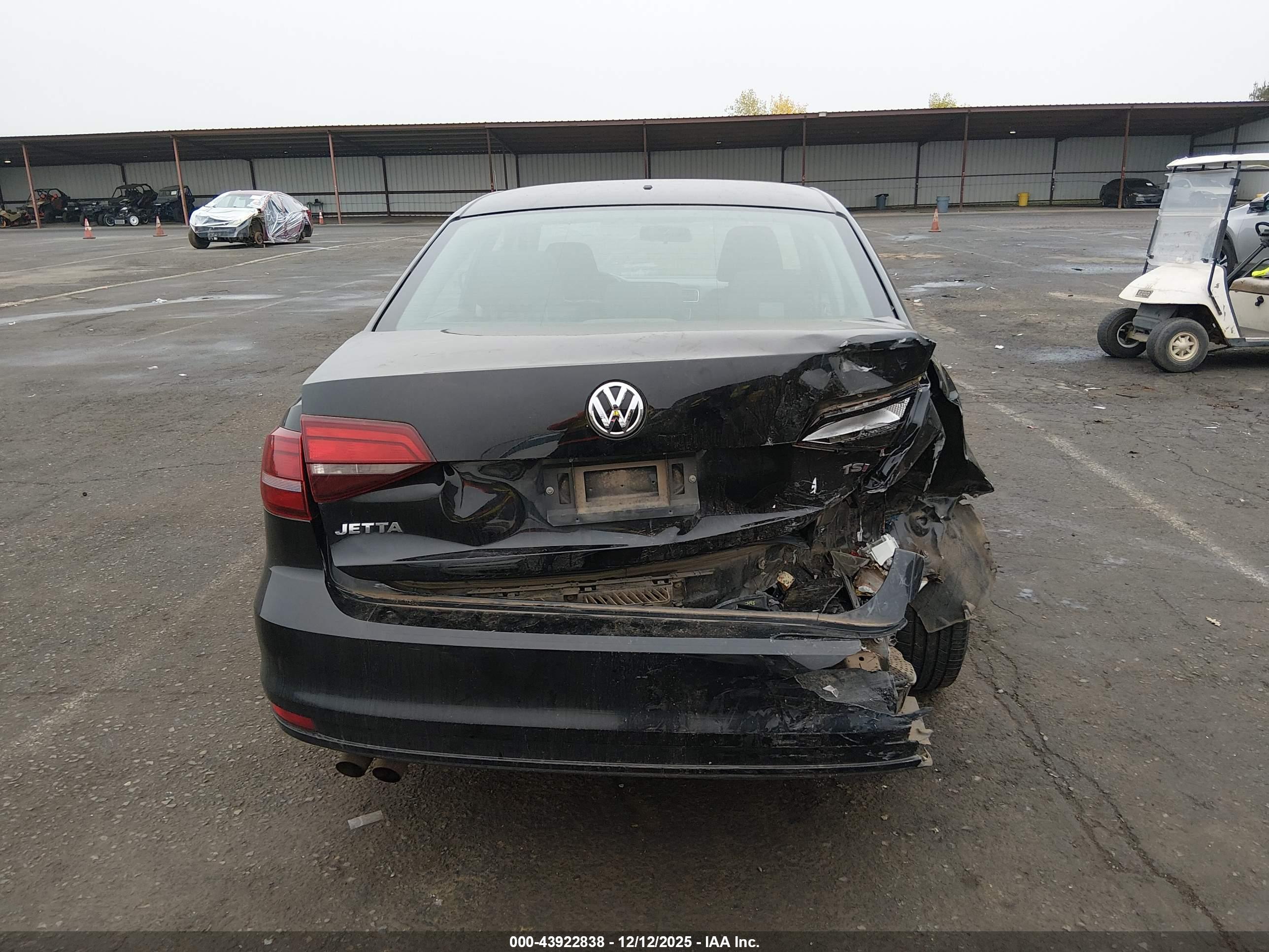 VOLKSWAGEN JETTA image 6