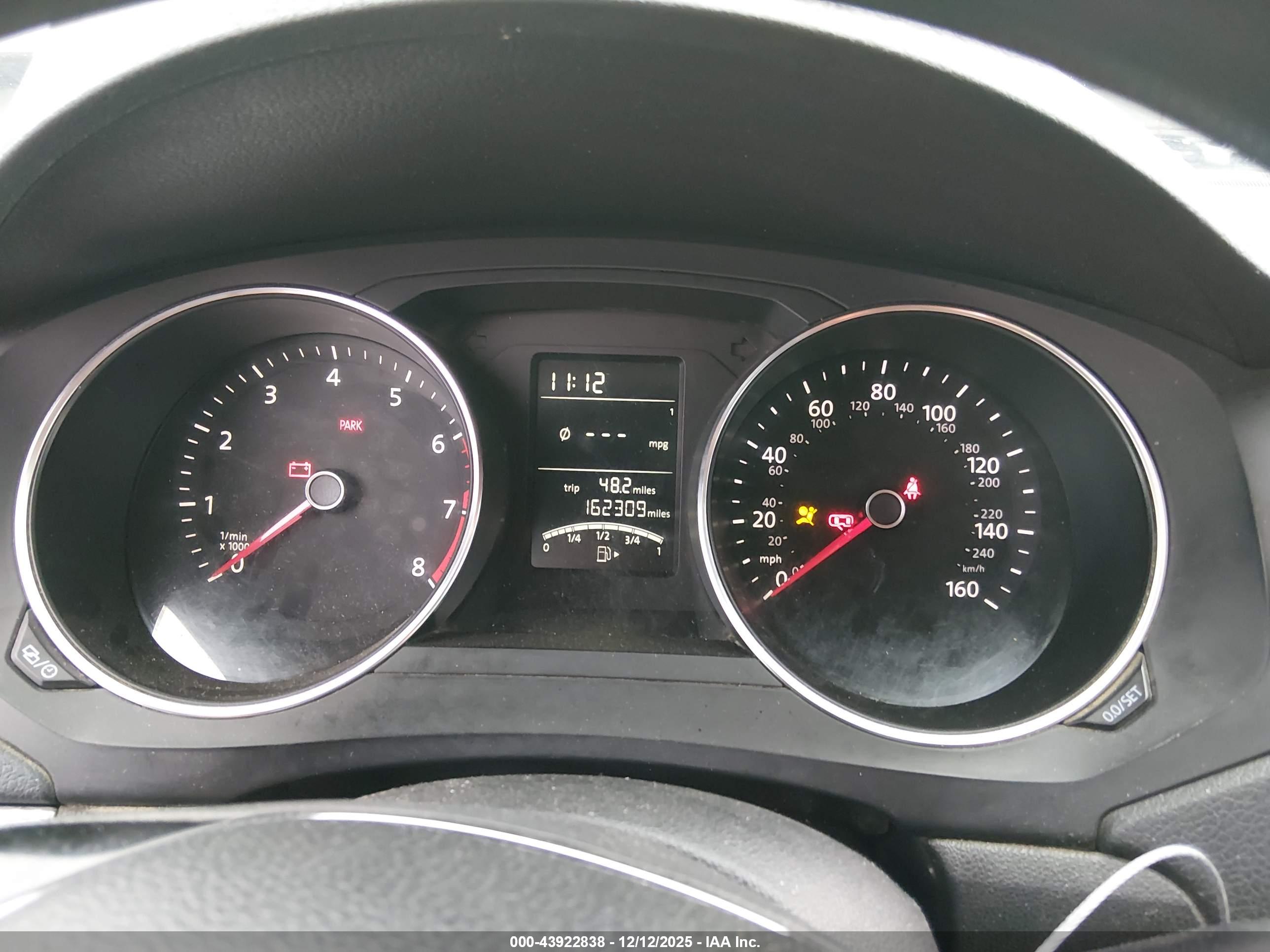 VOLKSWAGEN JETTA image 7