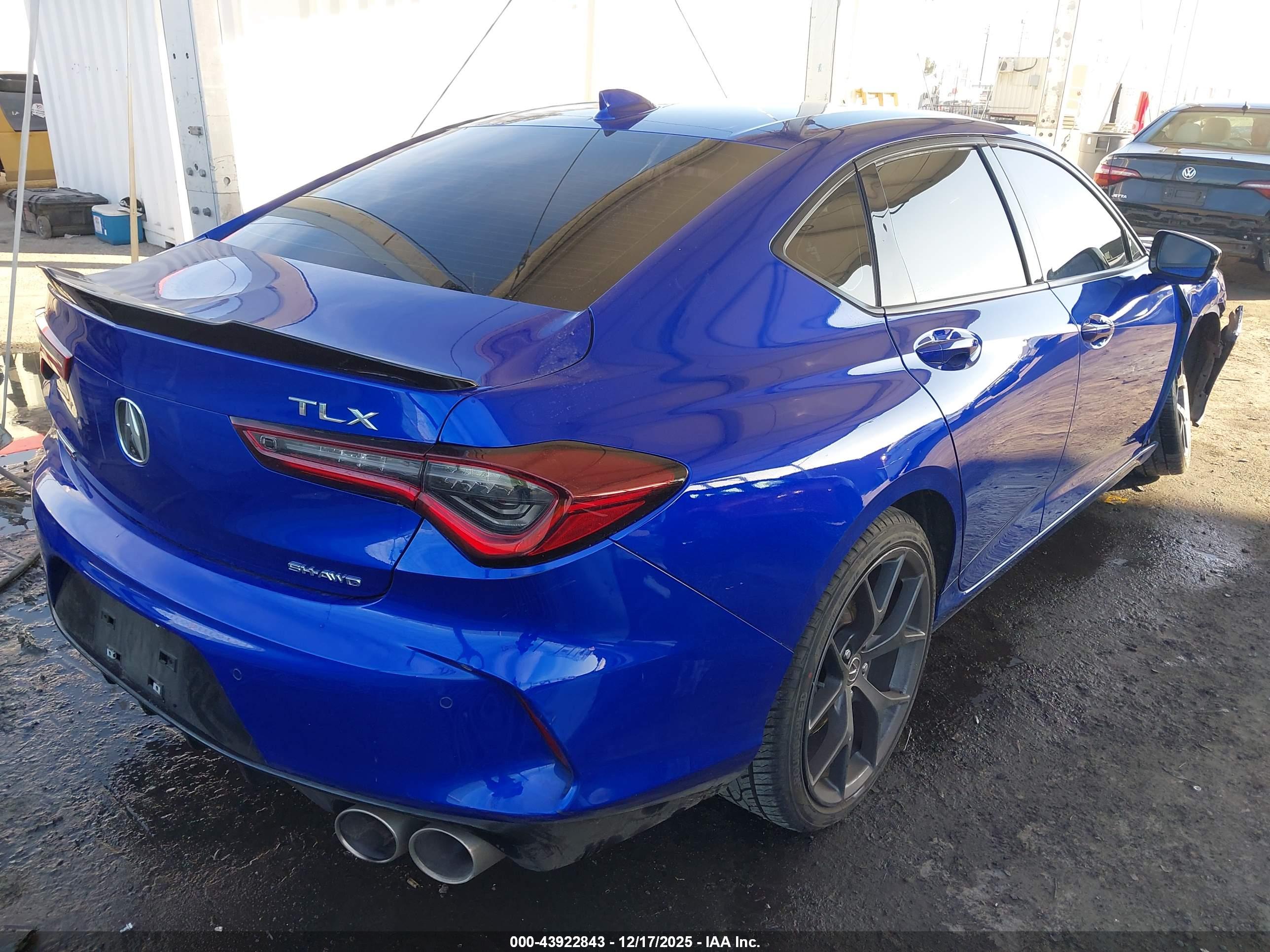 ACURA TLX image 4