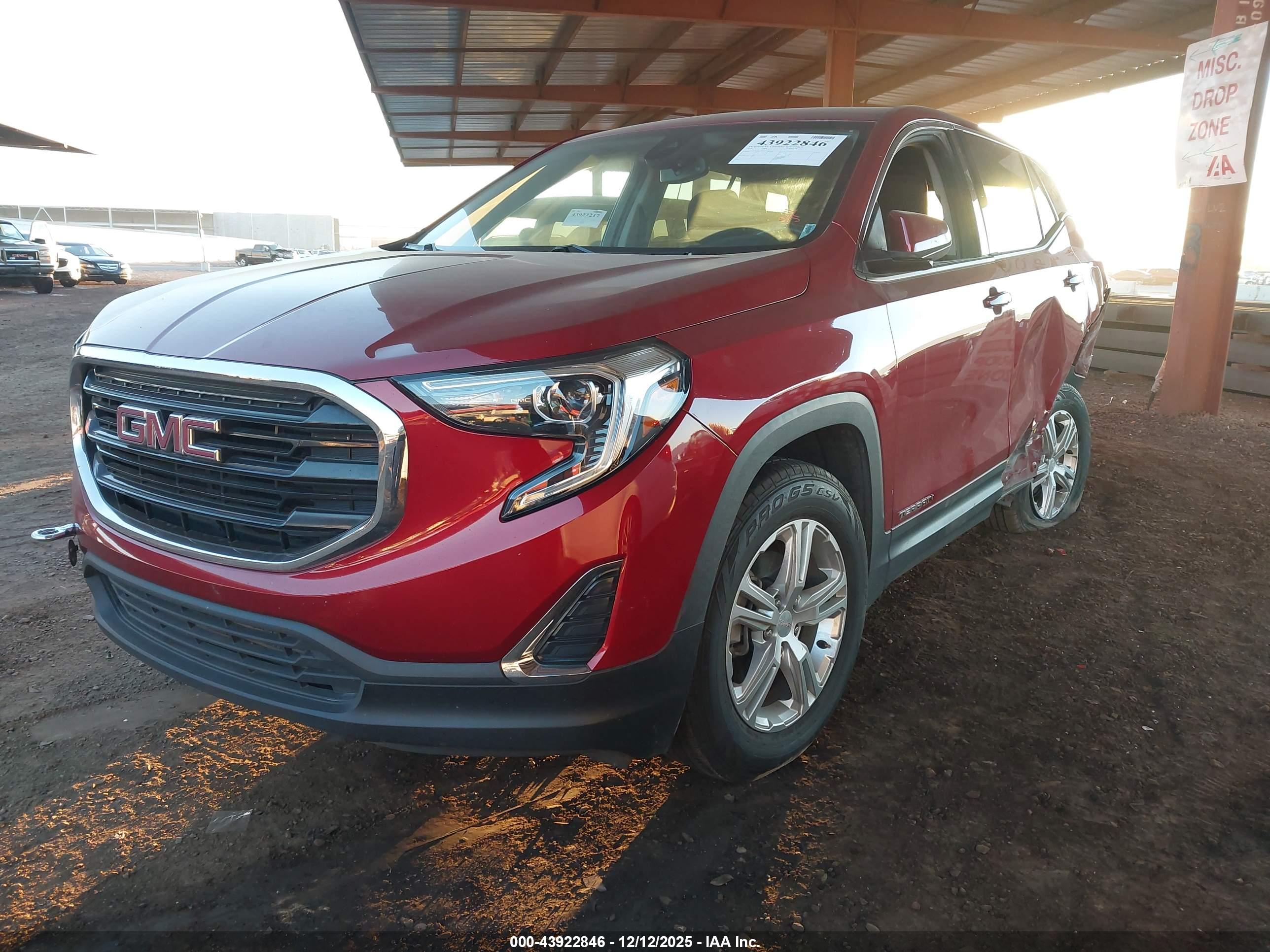 GMC TERRAIN image 2