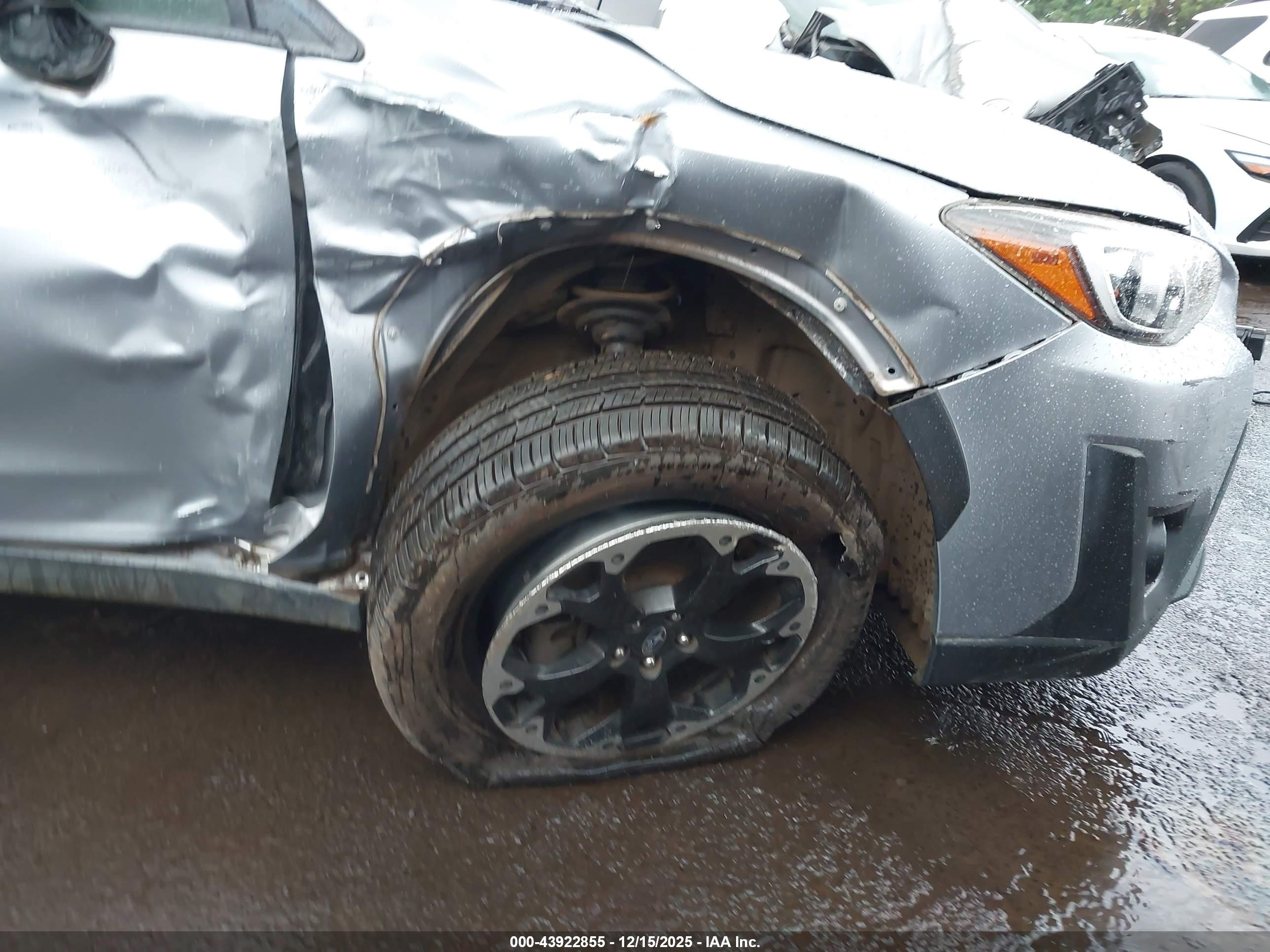 SUBARU CROSSTREK image 6