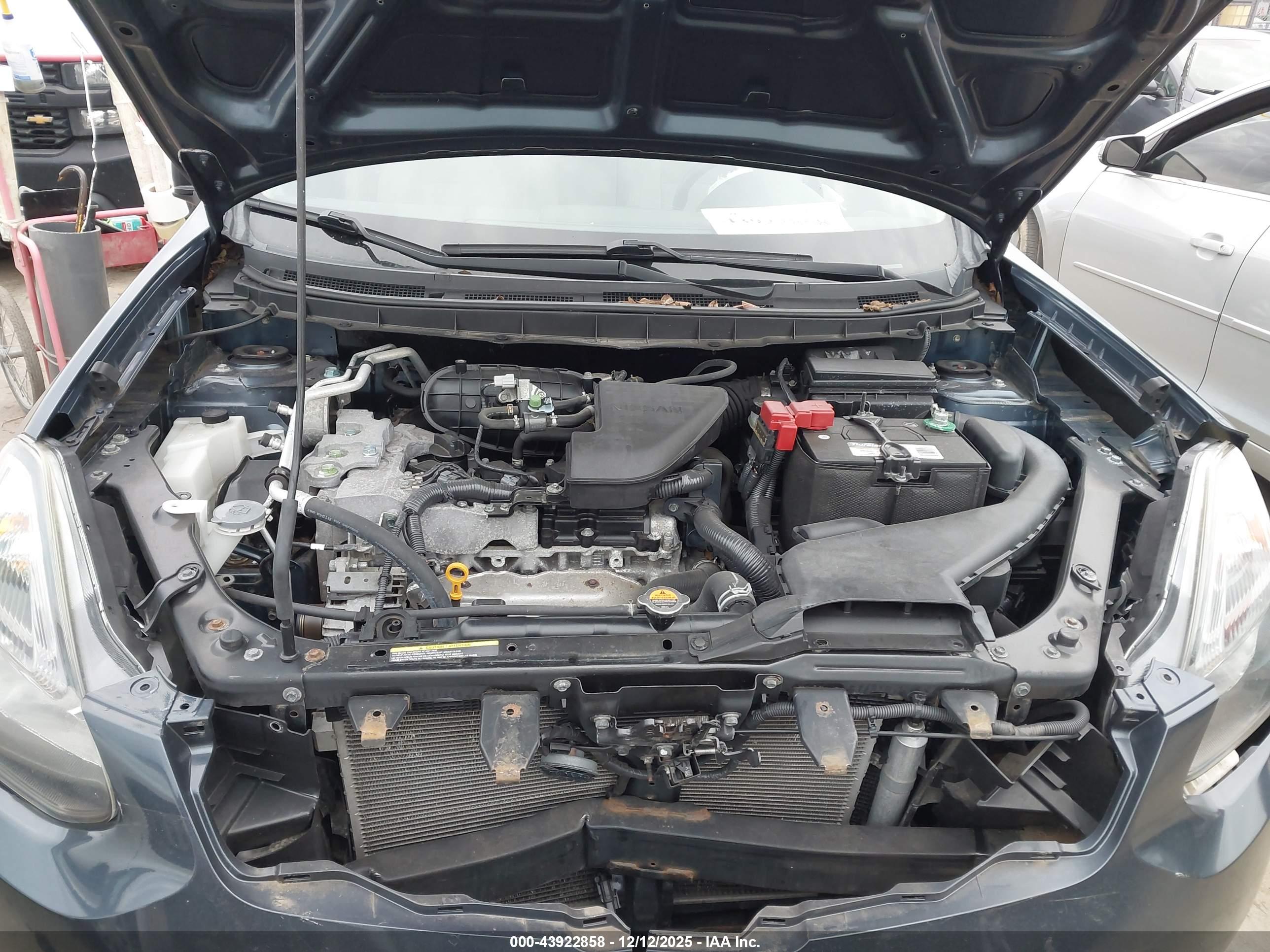 NISSAN ROGUE image 10