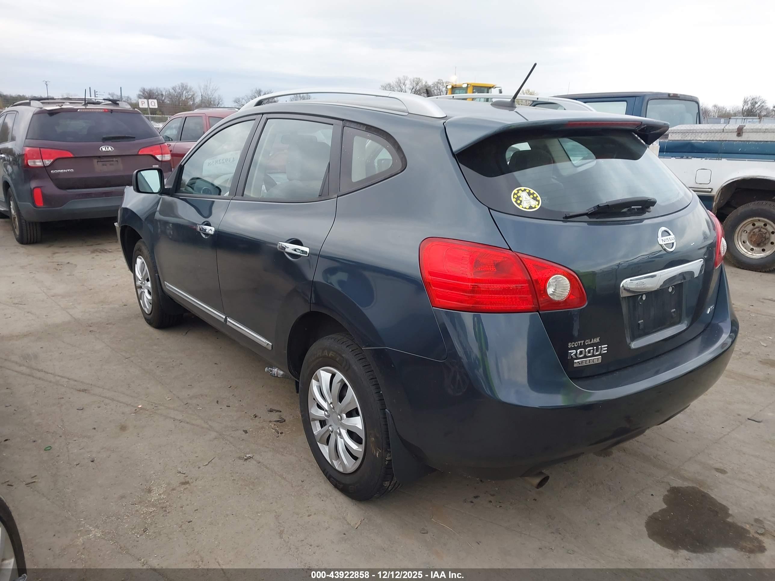 NISSAN ROGUE image 3