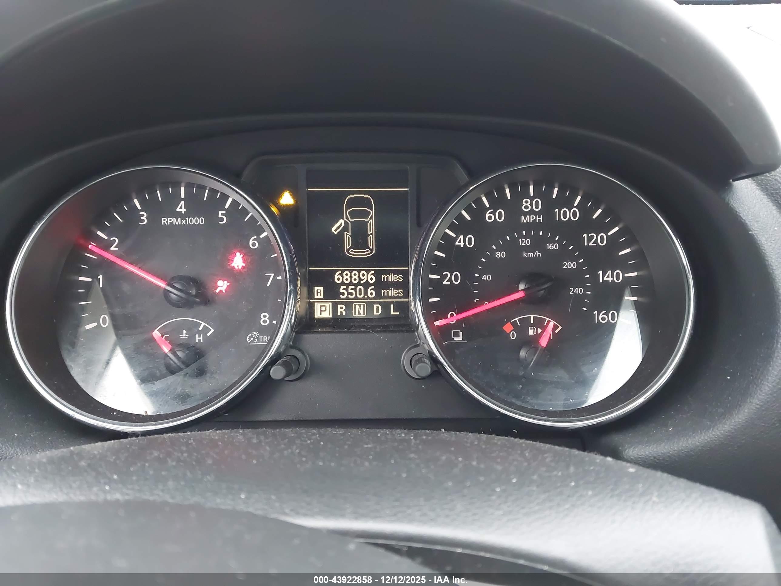 NISSAN ROGUE image 7