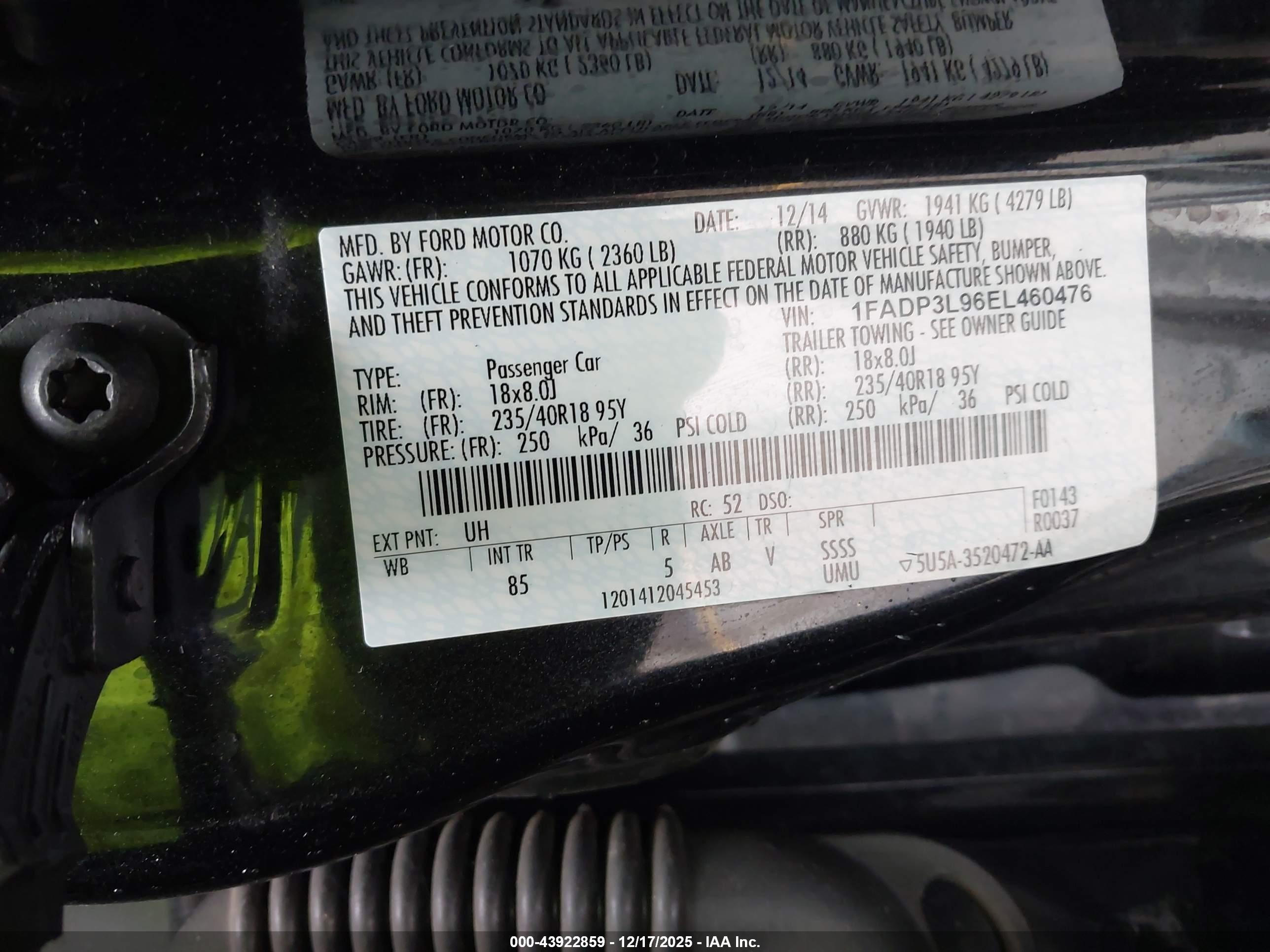 FORD FOCUS image 9