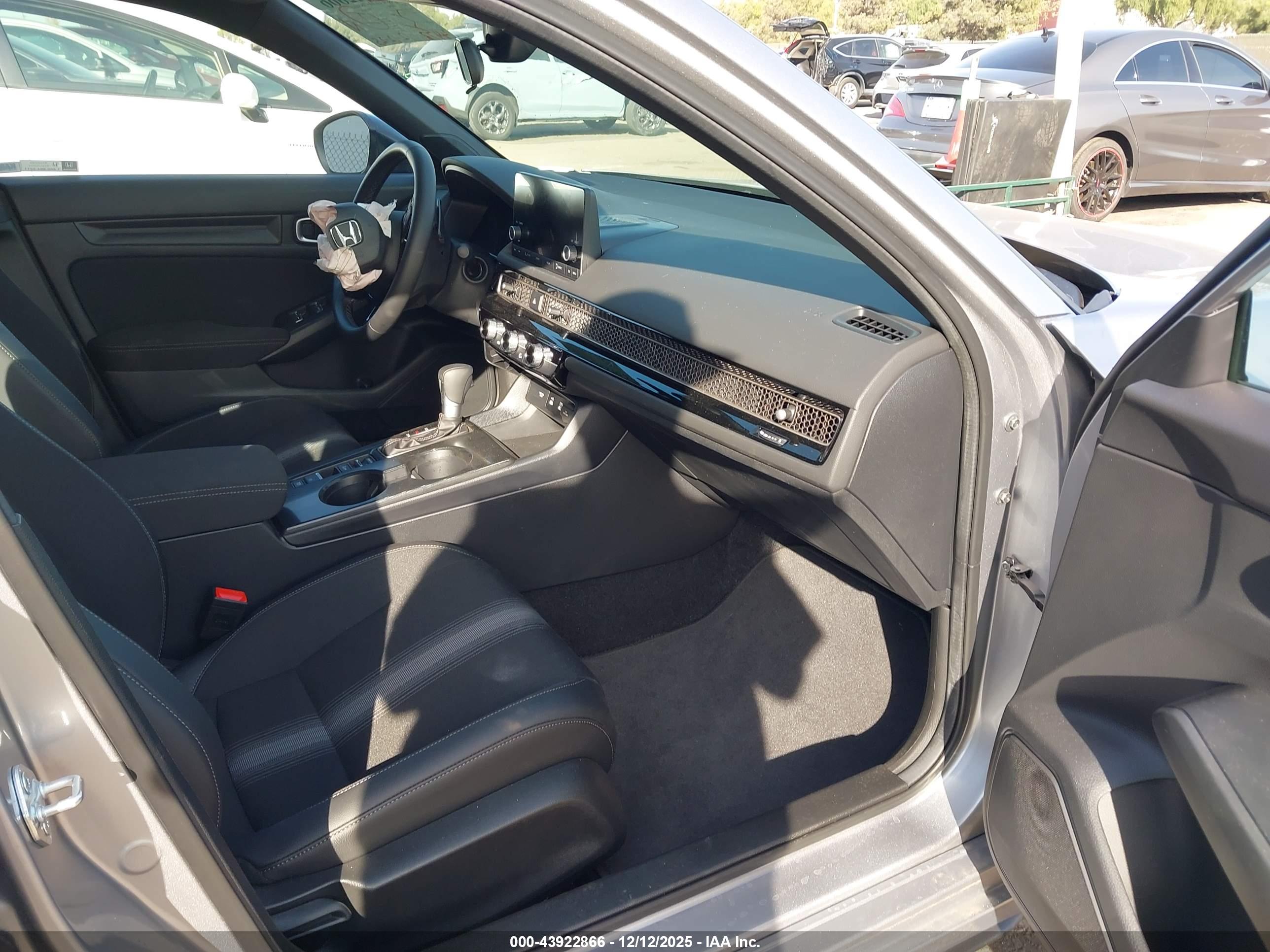 HONDA CIVIC image 5