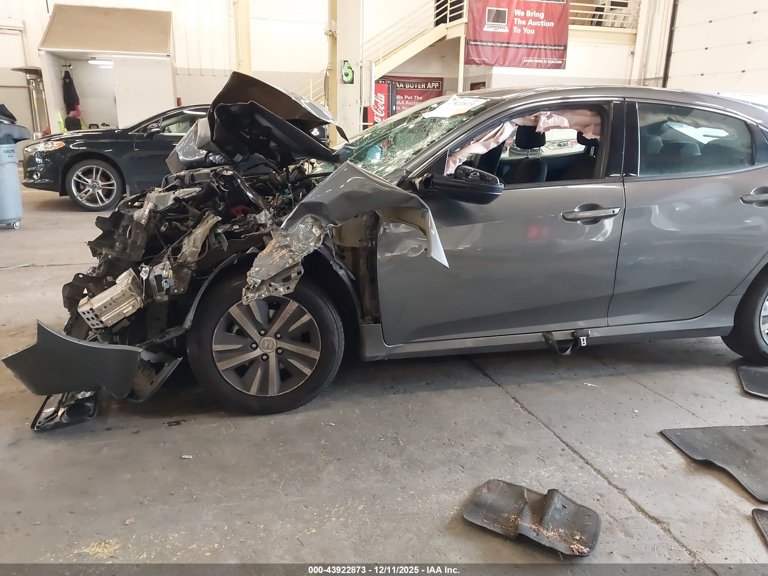 HONDA CIVIC image 6