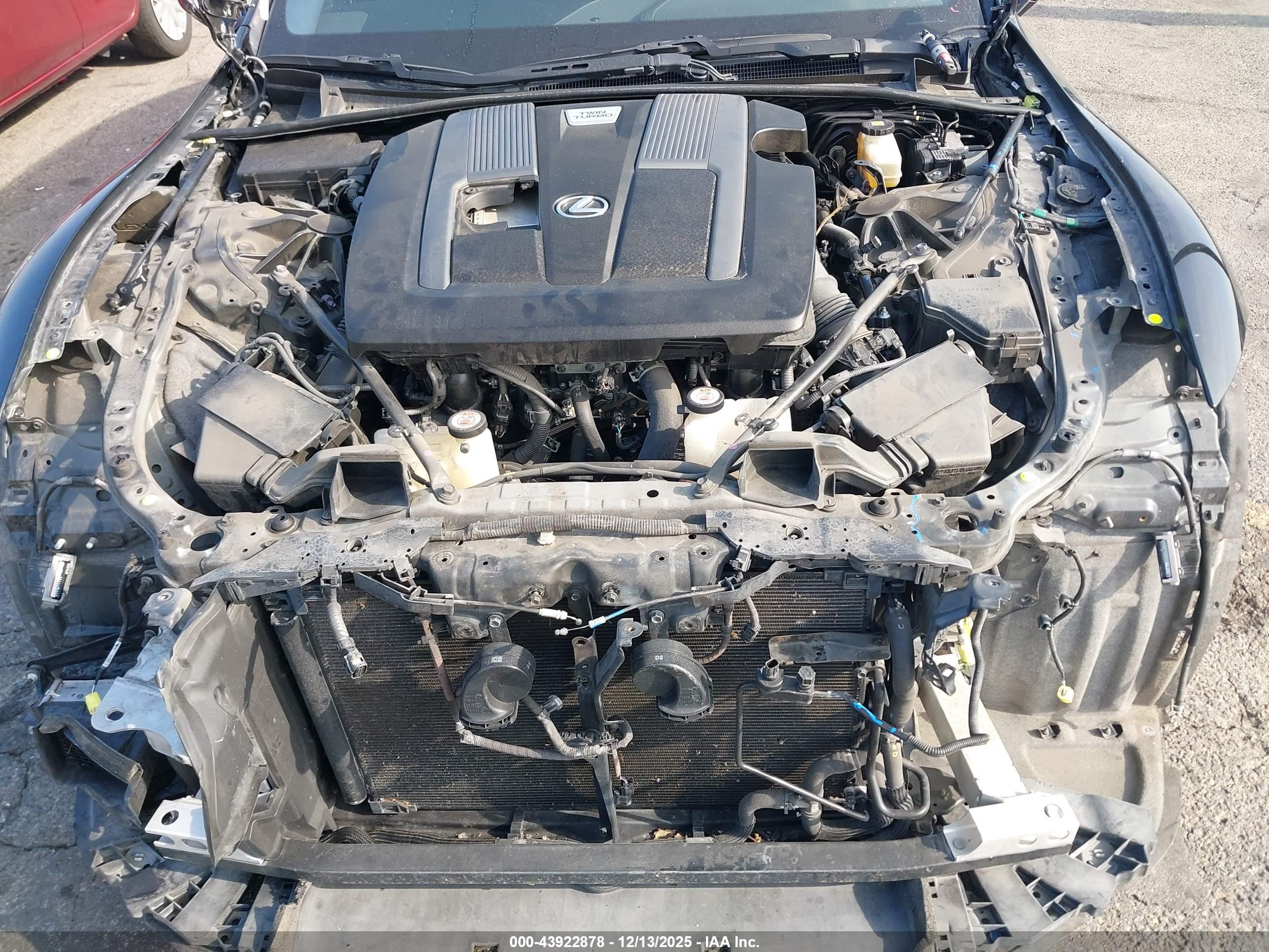 LEXUS LS image 10