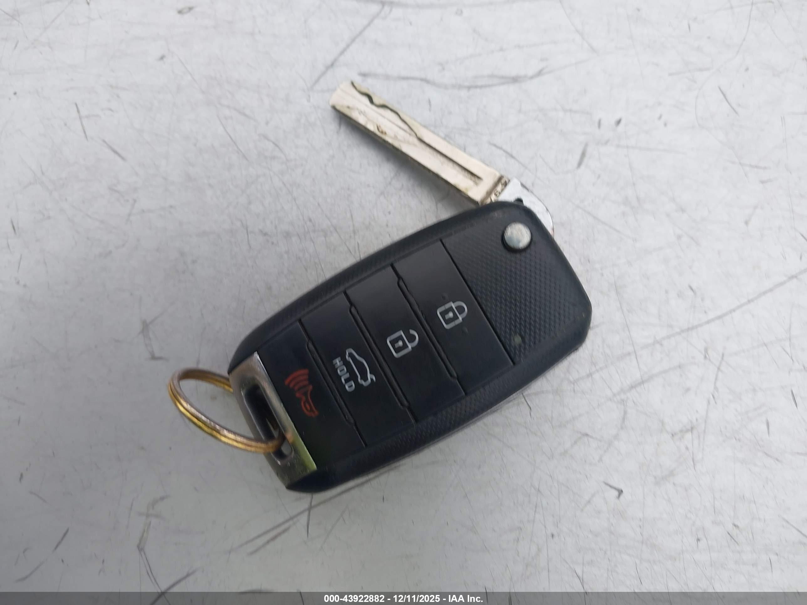 KIA OPTIMA image 11