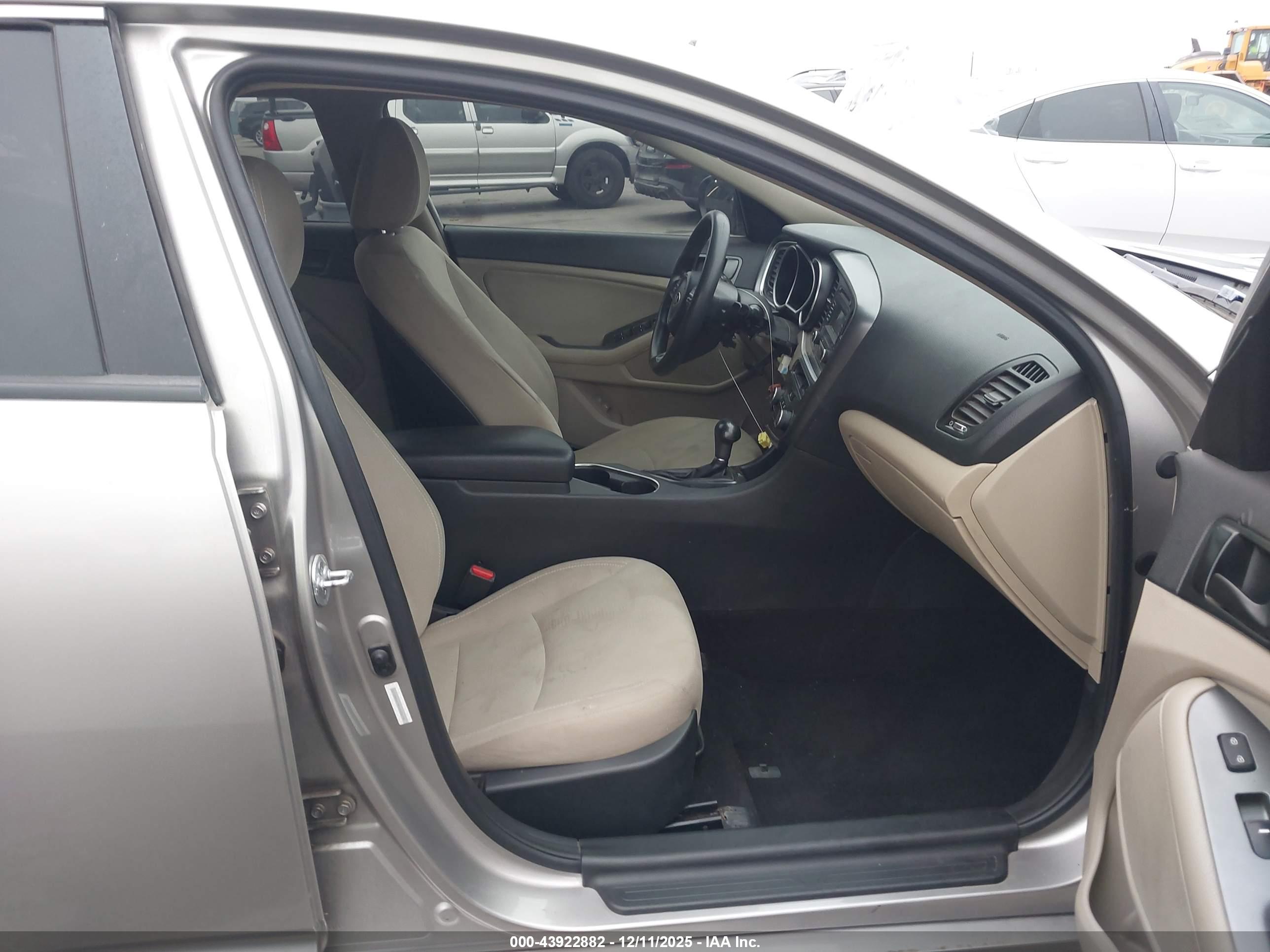 KIA OPTIMA image 5