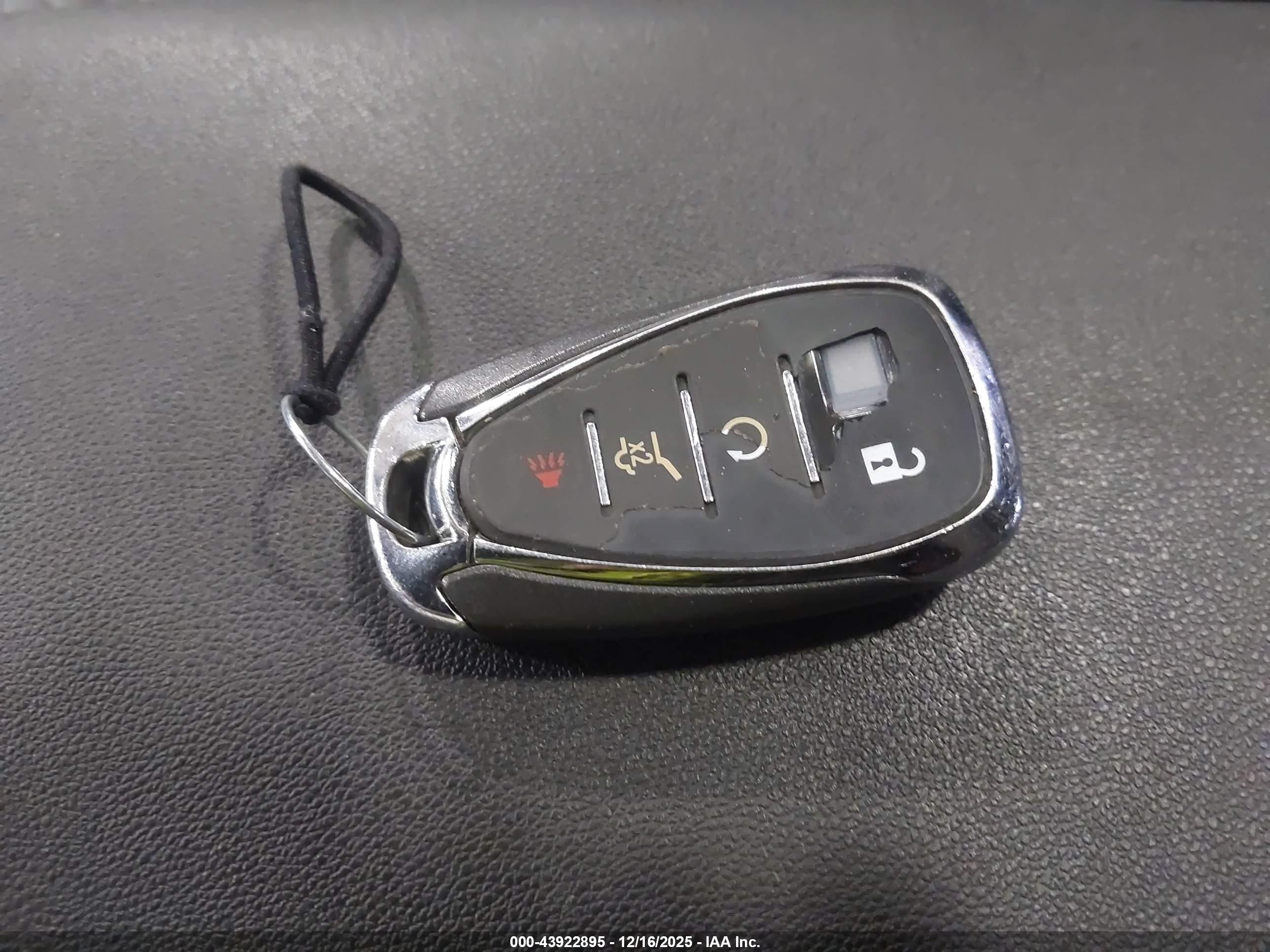 CHEVROLET EQUINOX image 11