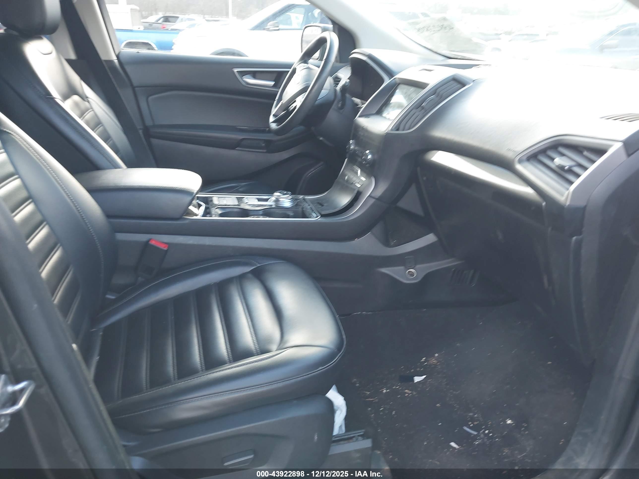FORD EDGE image 5